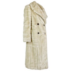 Retro Fall 1996 Gucci by Tom Ford  Creme Faux Fur Coat