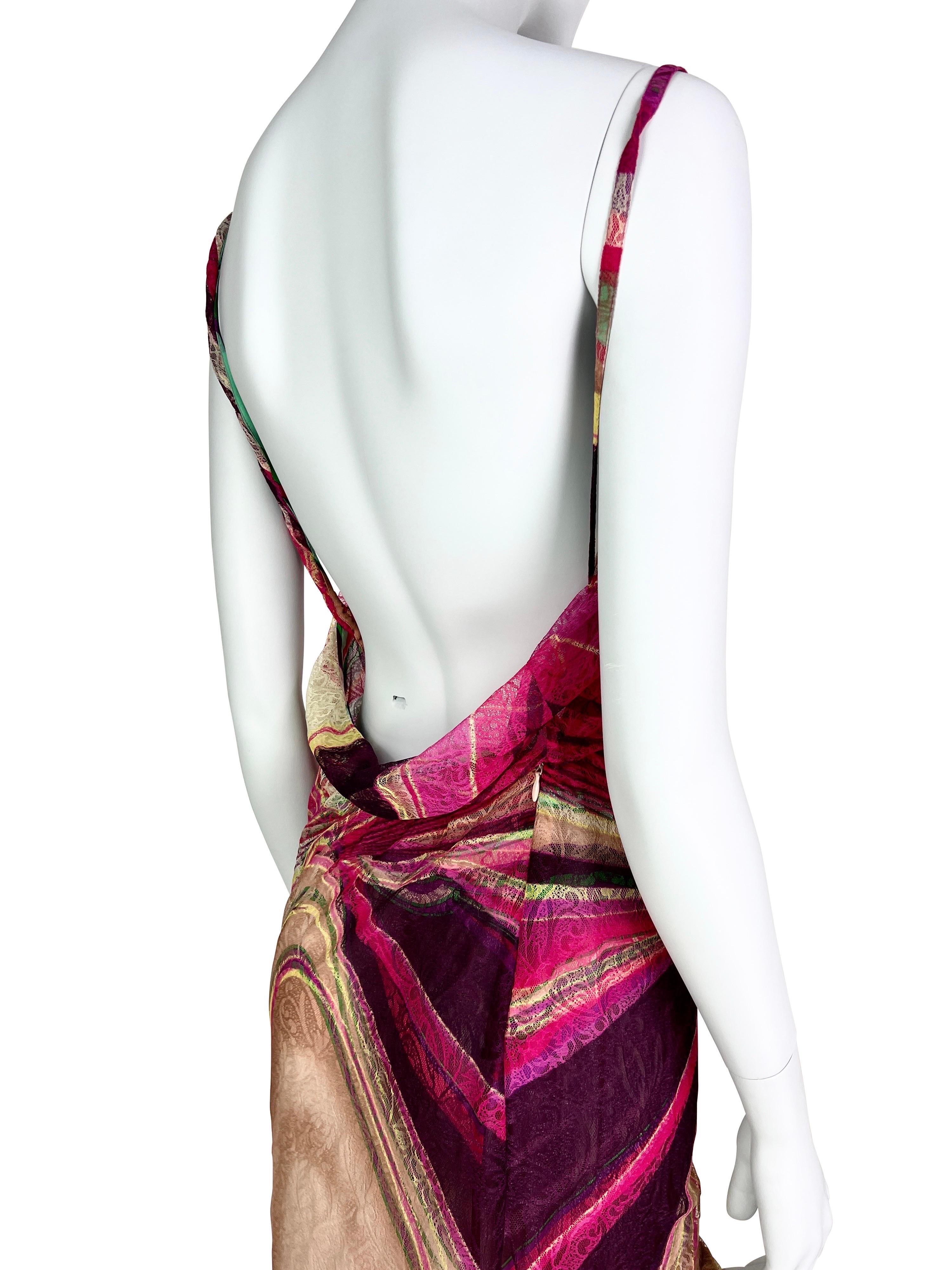 Automne 2000 Versace - Robe imprimée en dentelle en vente 9