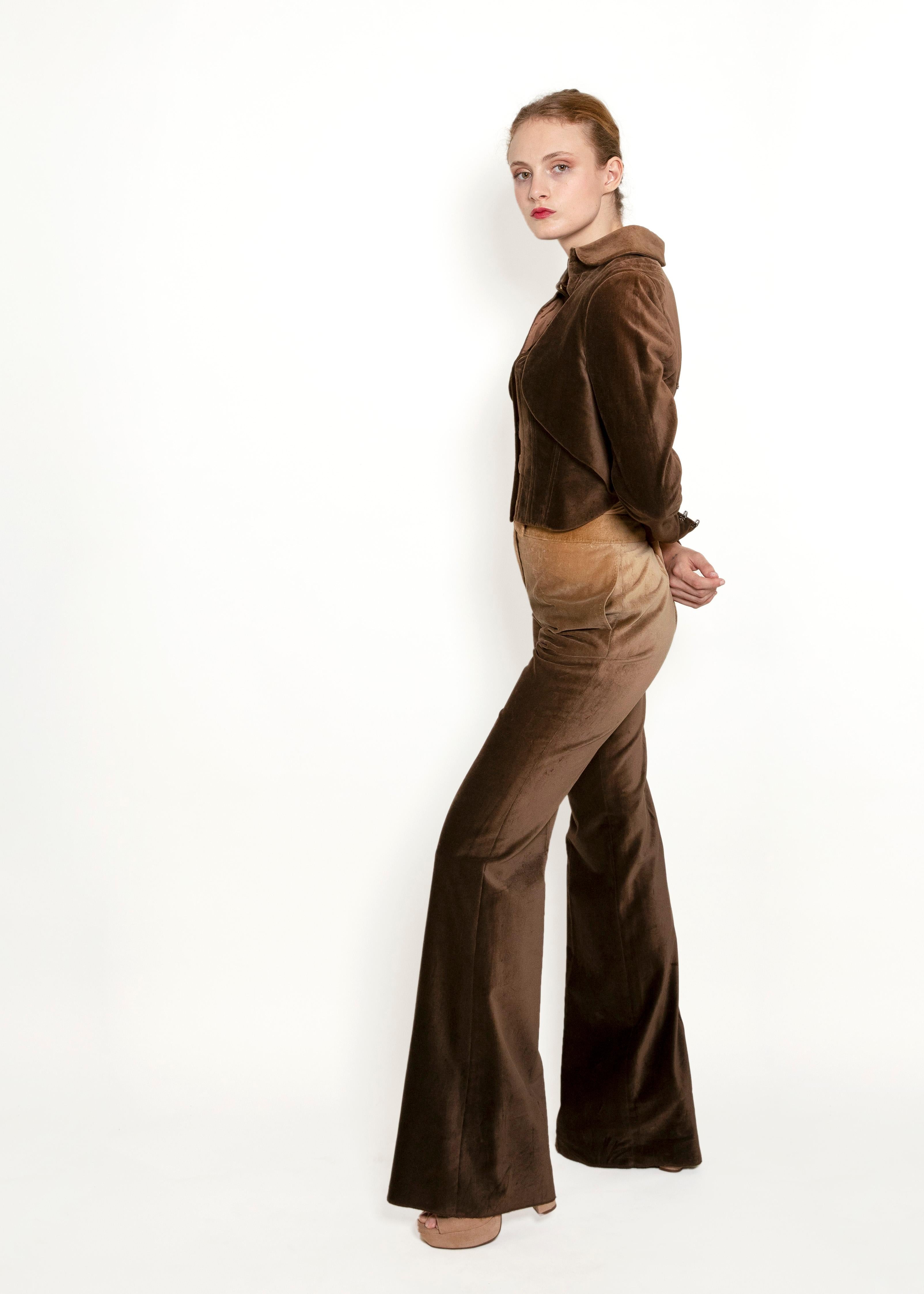 Automne 2001 - Stella McCartney for Chloe - Ensemble veste et pantalon en velours à motifs de coqs Pour femmes en vente