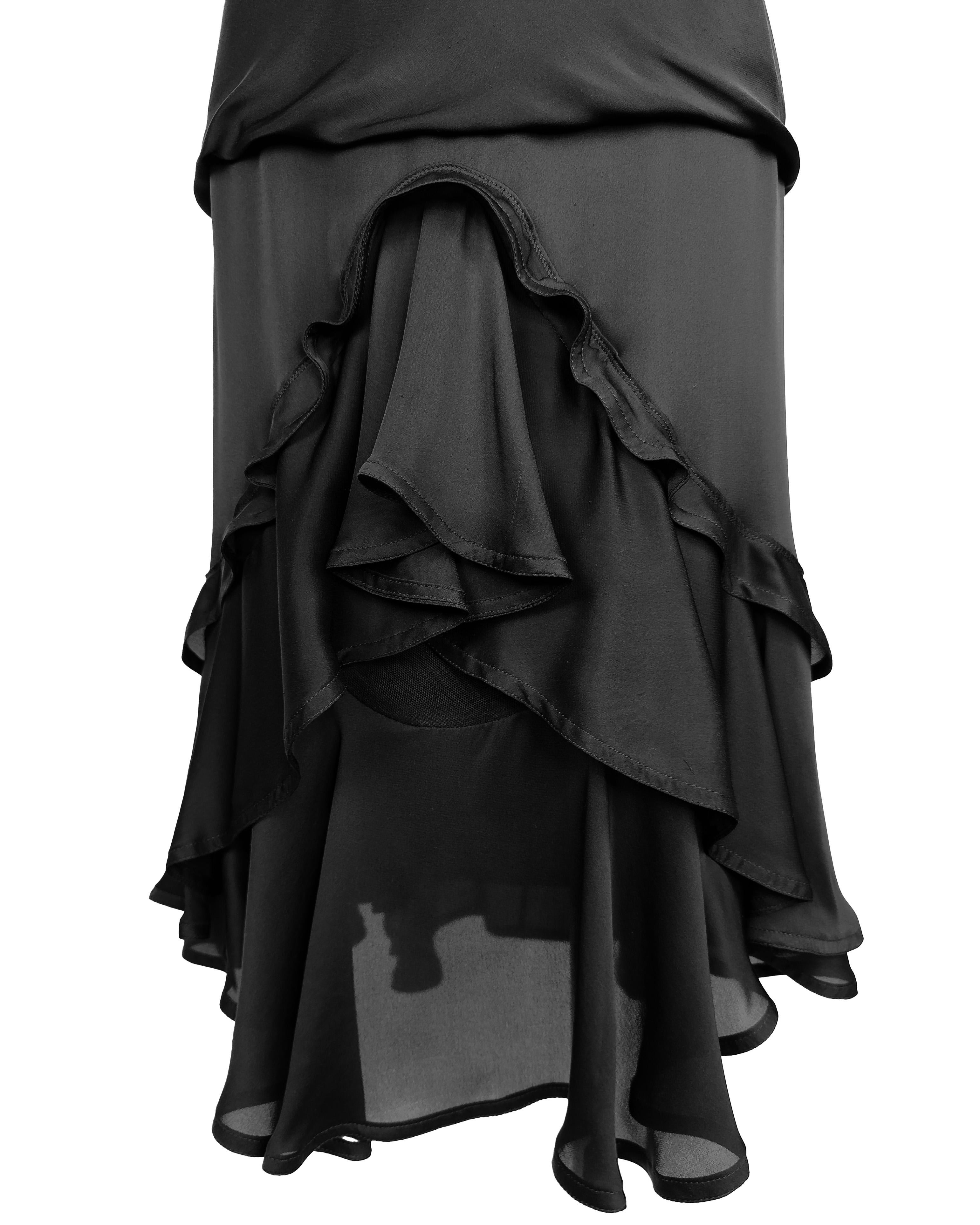 Women's Fall 2002 Yves Saint Laurent/YSL by Tom Ford Black Ruffled Silk Skirt For Sale
