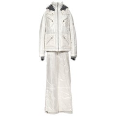 Fall 2003 CHANEL Runway 'White Light' Collection White Ski Jacket & Pants Suit