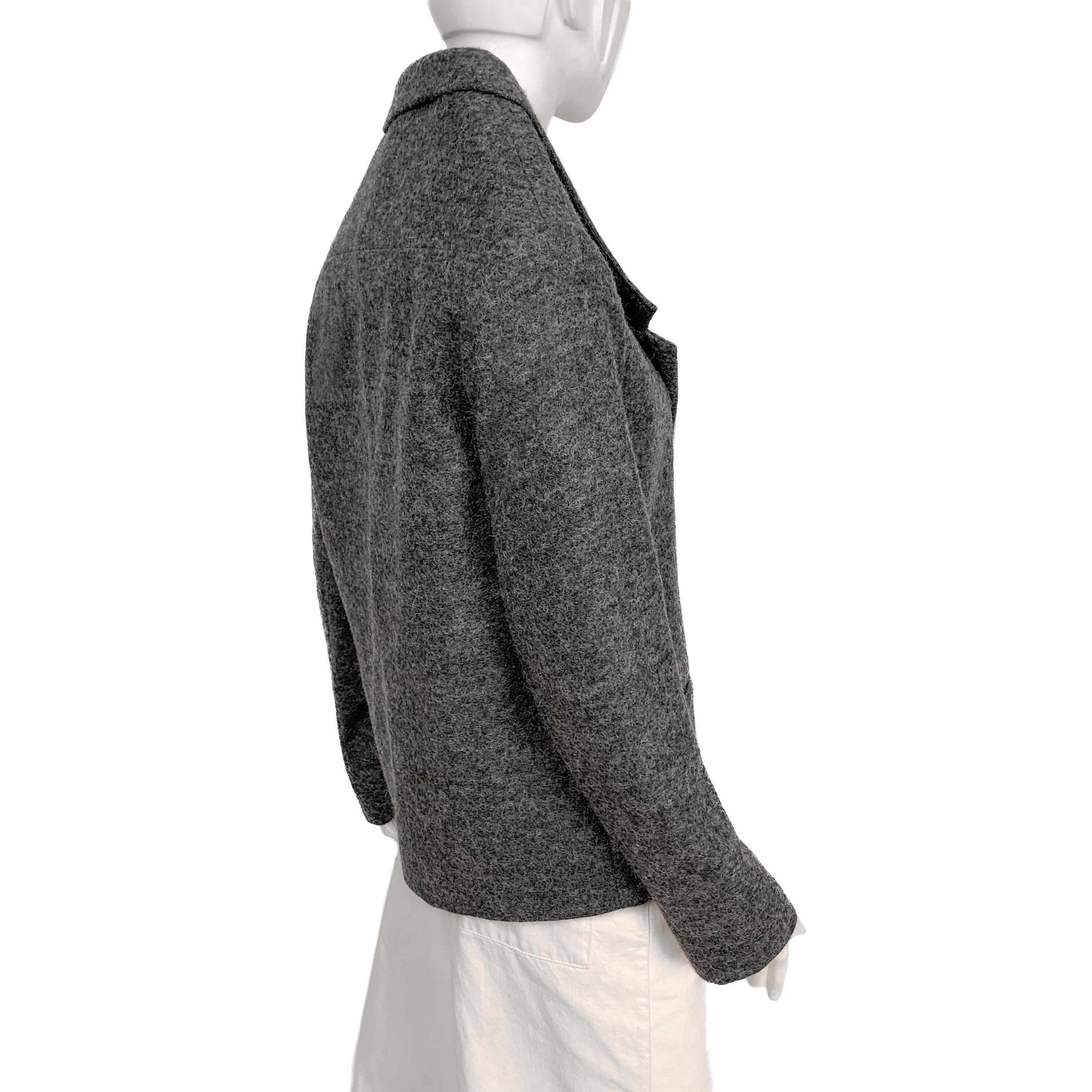 Fall 2010 mr. Margiela's very last RTW collection grey wool deconstructed blazer For Sale 2