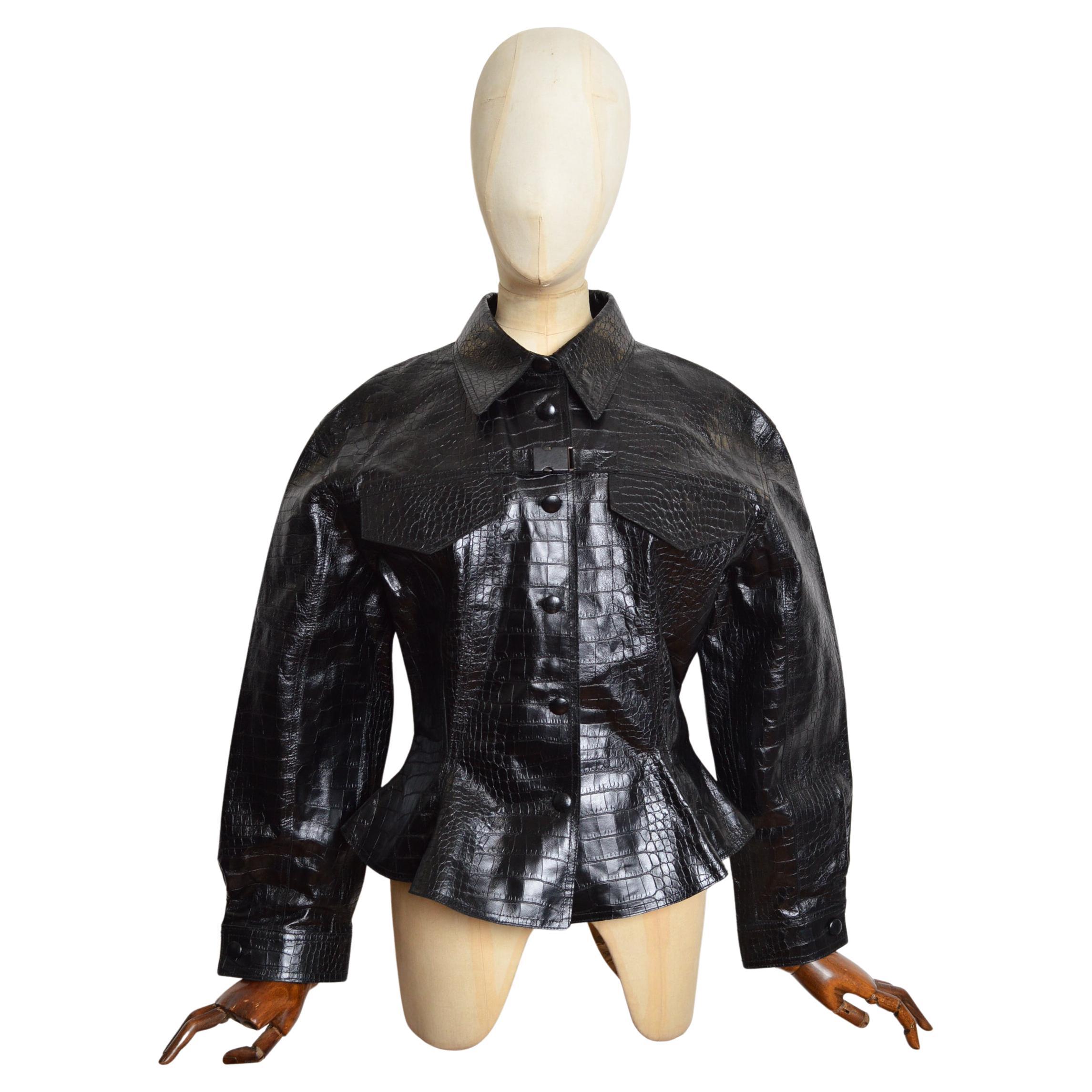 Fall 2018 OFF WHITE c/o Virgil Abloh Crocodile Leather Structured Black Jacket en venta