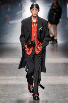 Fall 2019 Look #10 NEW VERSACE BONDAGE PRINT RED SILK SHIRT 54 - 2XL