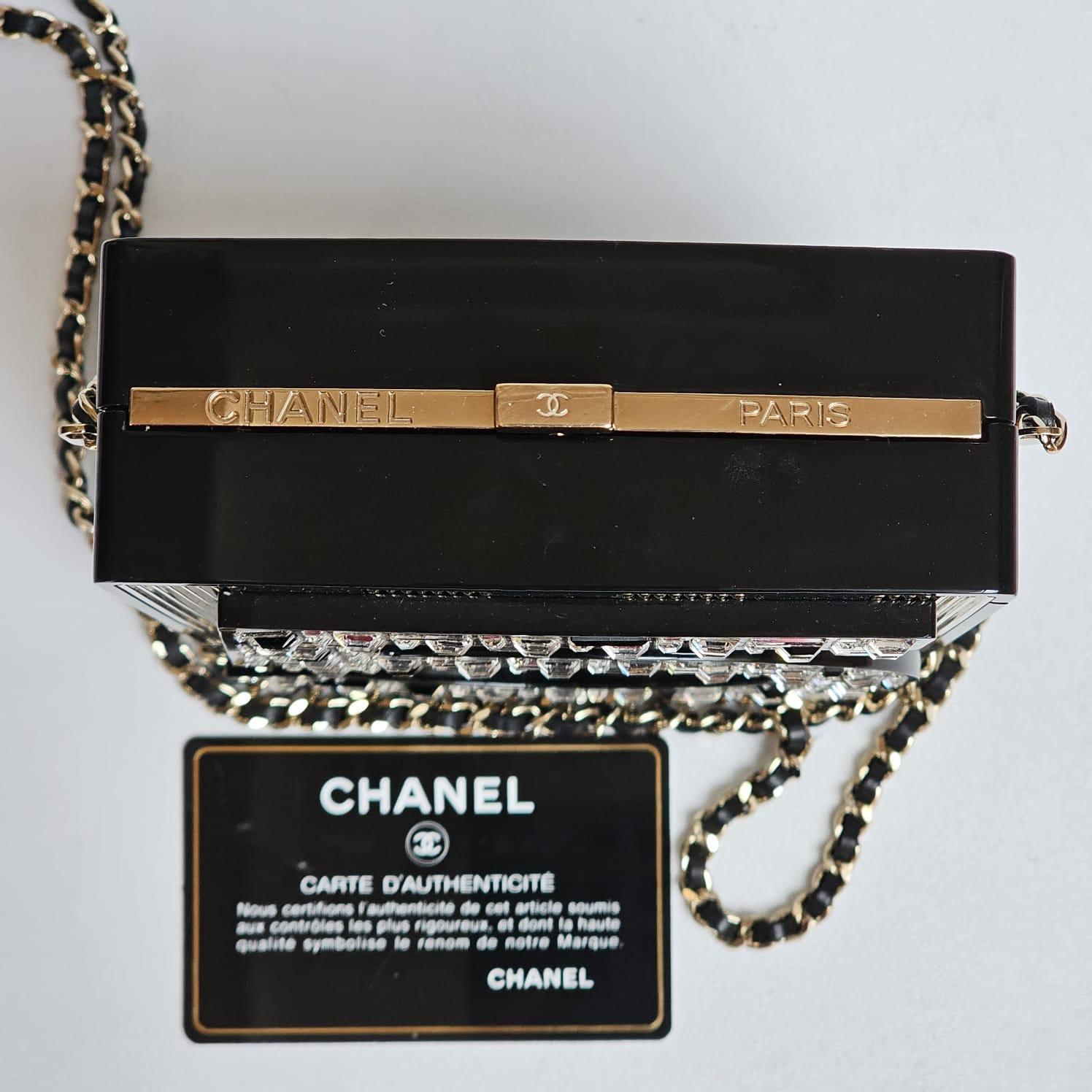 Women's or Men's Fall/Winter 15 Chanel No 5 Gold Plexiglass Minaudiere Clutch For Sale