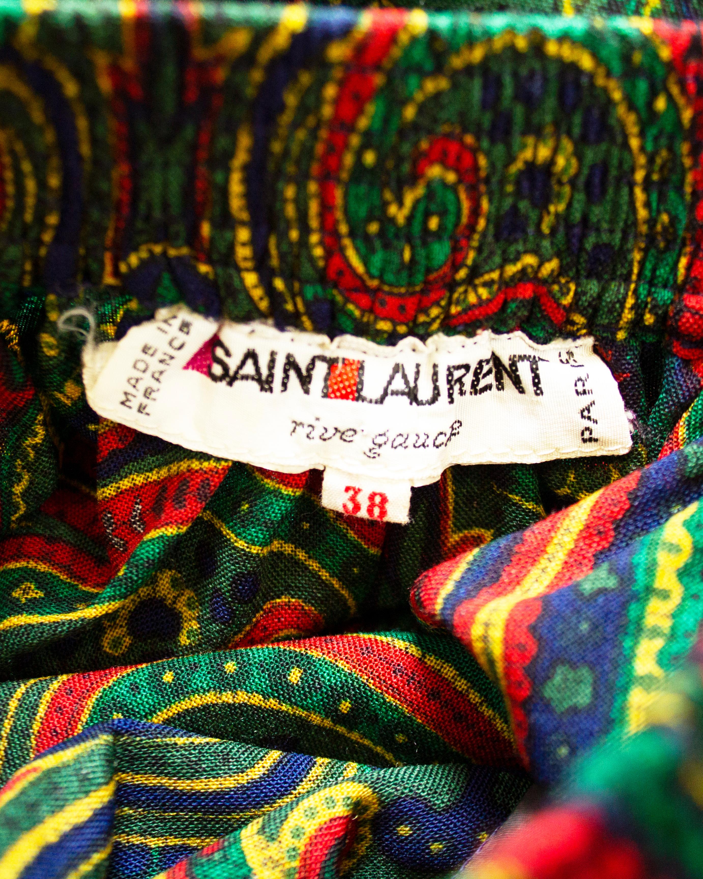 Herbst/Winter 1976 Yves Saint Laurent Russische Kollektion Paisley Bauernrock mit Paisleymuster Damen im Angebot