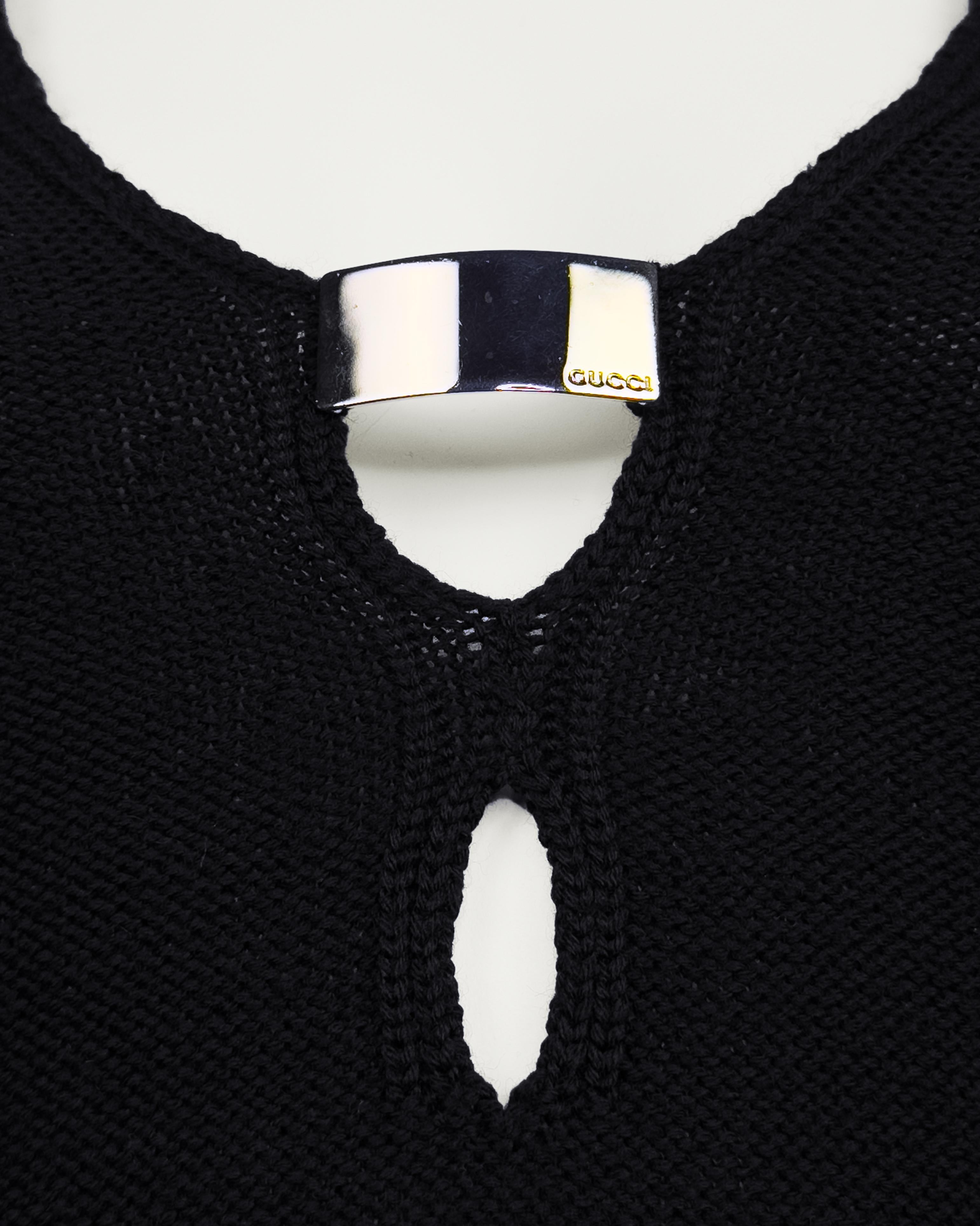 Automne/Hiver 1996 Tom Ford for Gucci Pull en laine noir à découpes en vente 1