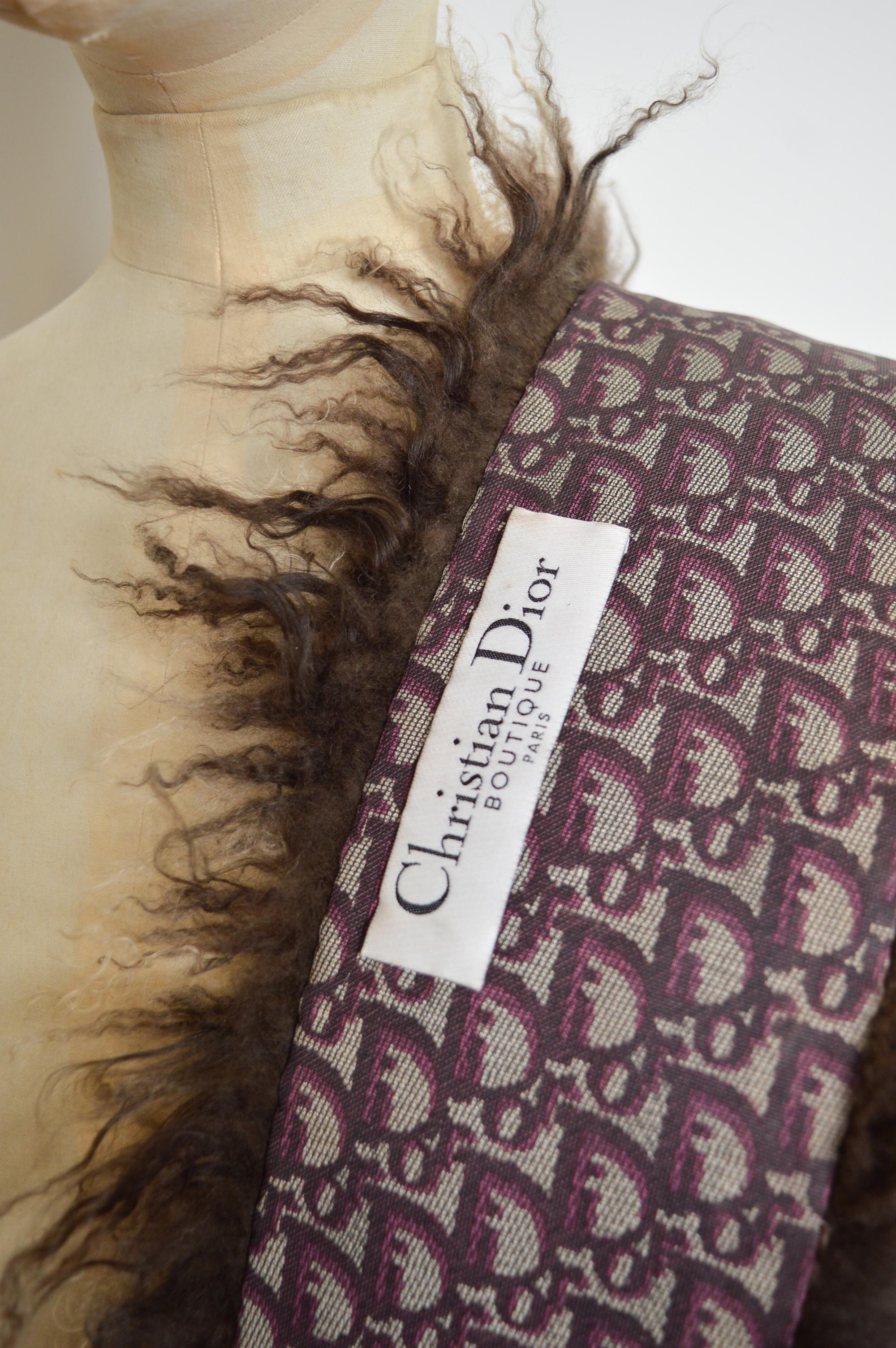 Fall / Winter 2000 John Galliano Christian Dior Brown Mongolian Lamb Boa Scarf For Sale 7