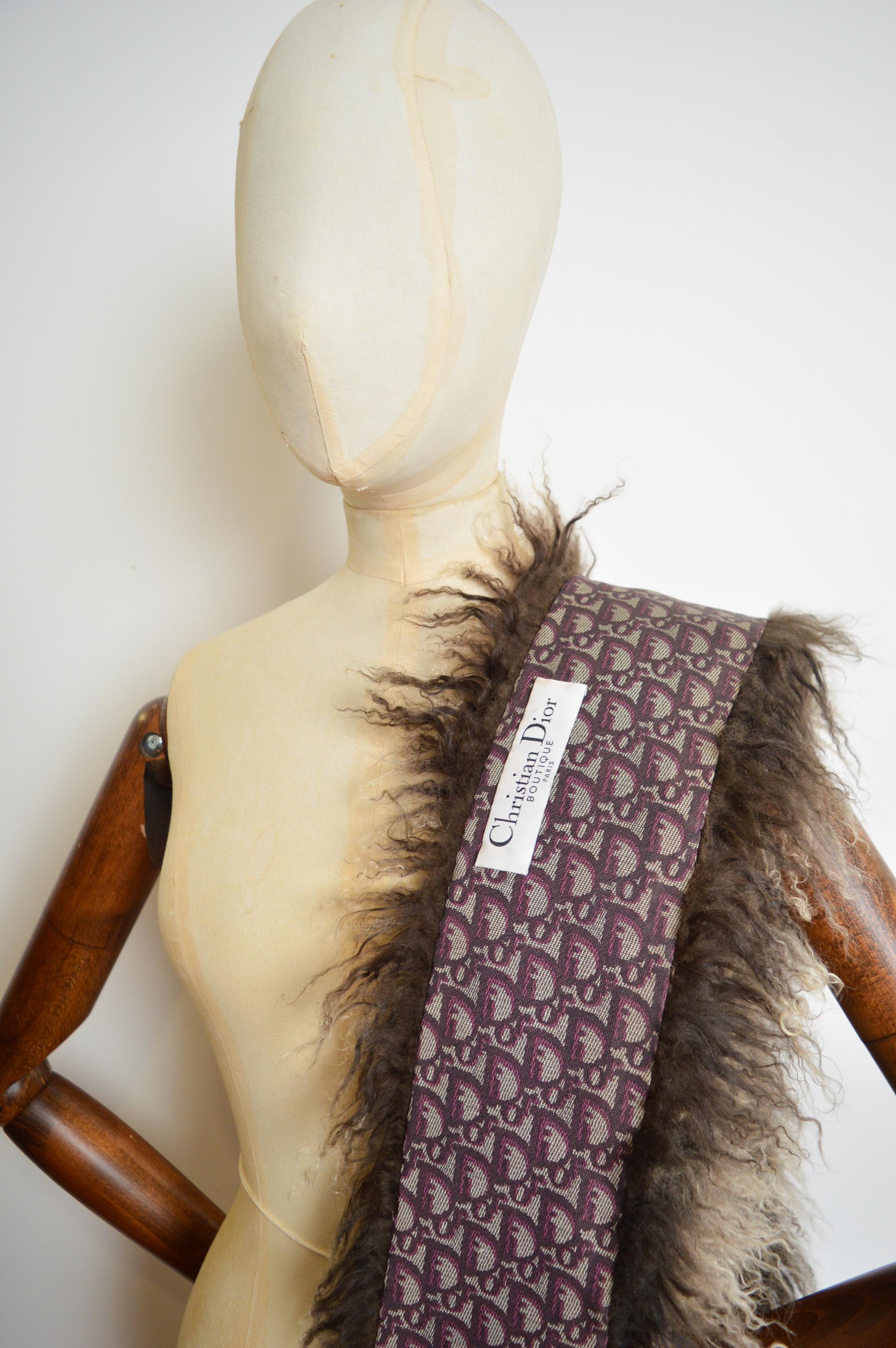 Fall / Winter 2000 John Galliano Christian Dior Brown Mongolian Lamb Boa Scarf In Good Condition For Sale In Sheffield, GB