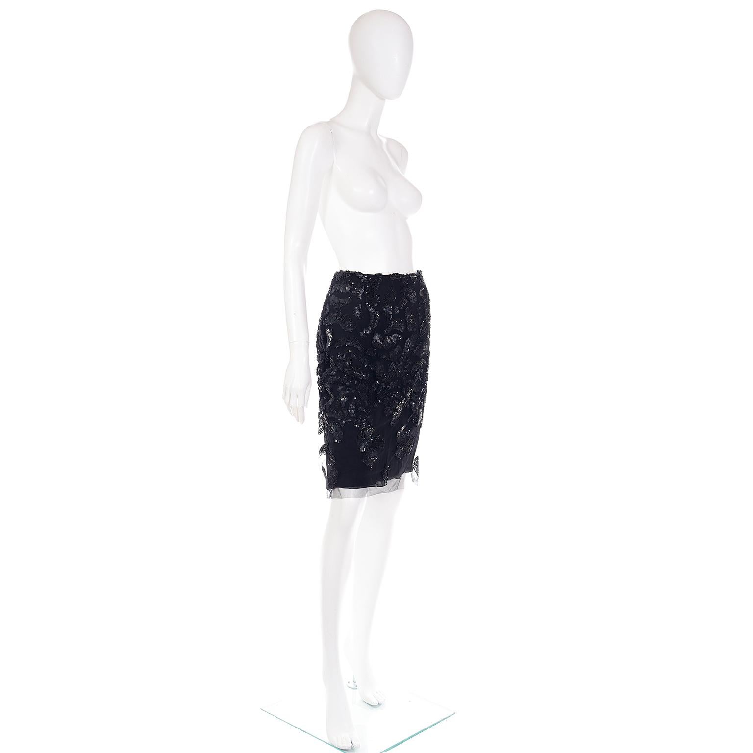 Fall Winter 2000 Valentino Garavani Black Silk Sequin Runway Evening Skirt In Excellent Condition In Portland, OR