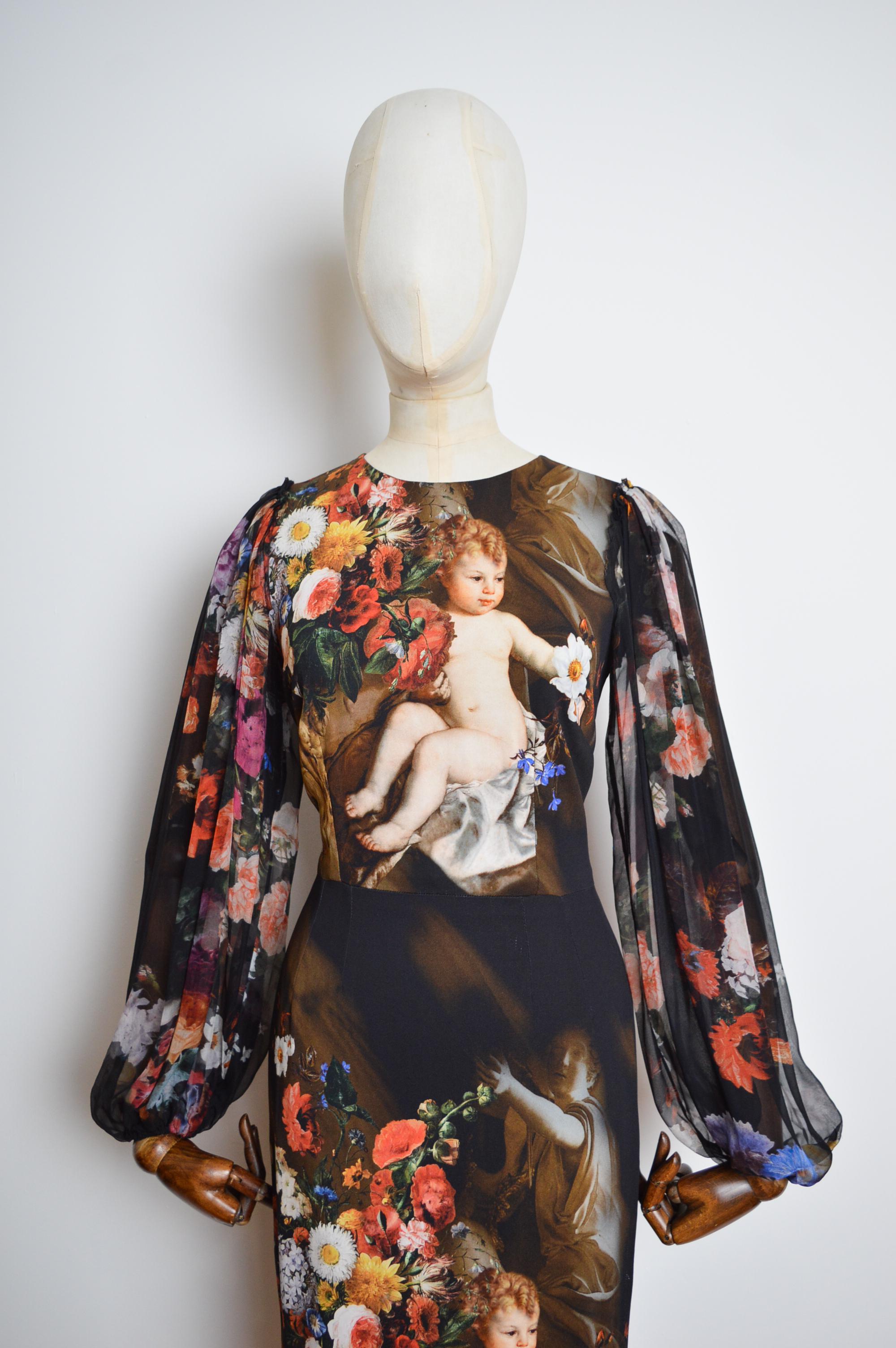 DOLCE & GABBANA Runway - Robe ange baroque à fleurs transparentes, automne/hiver 2012 en vente 6