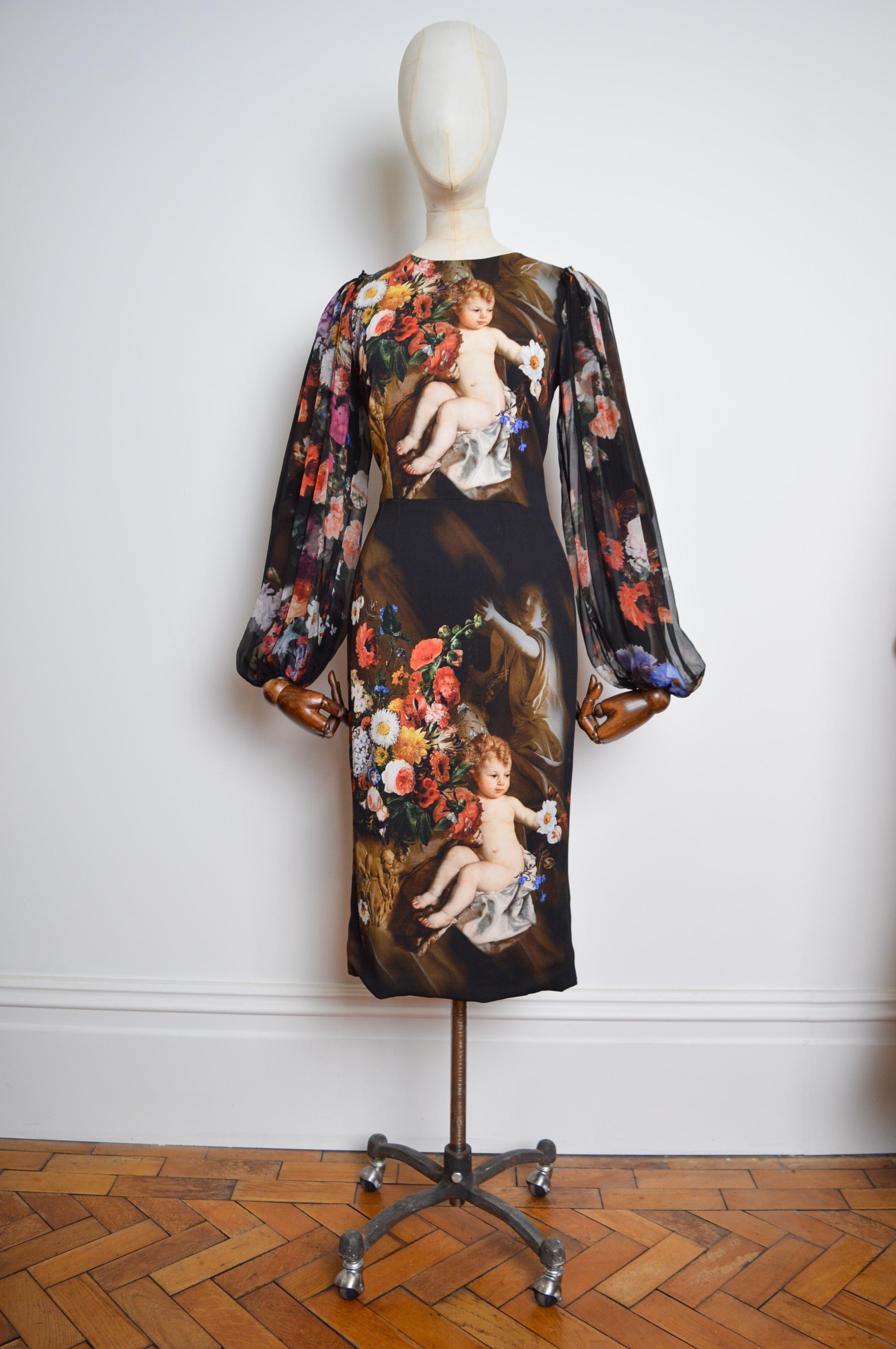 DOLCE & GABBANA Runway - Robe ange baroque à fleurs transparentes, automne/hiver 2012 Pour femmes en vente