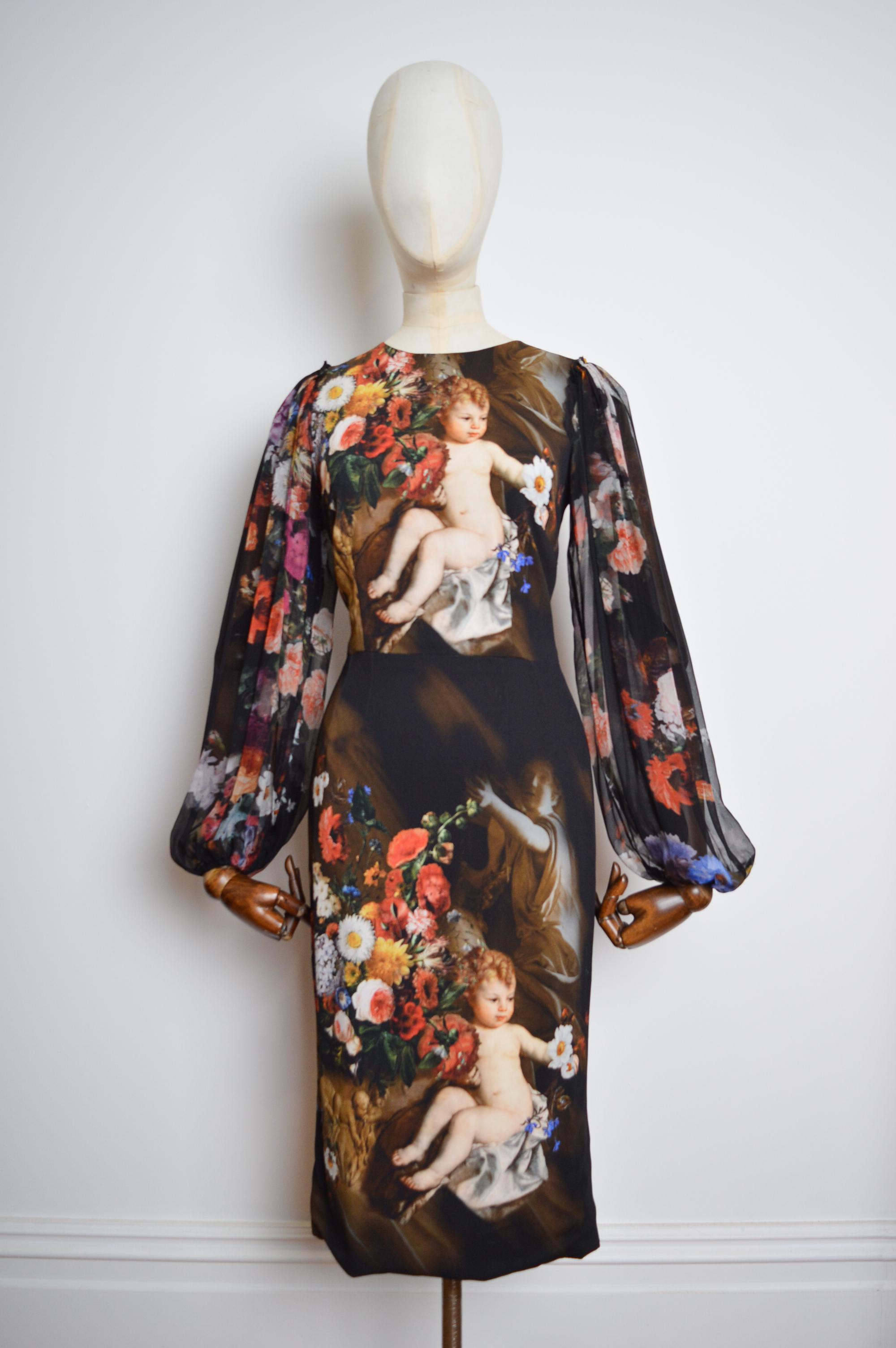 DOLCE & GABBANA Runway - Robe ange baroque à fleurs transparentes, automne/hiver 2012 en vente 5