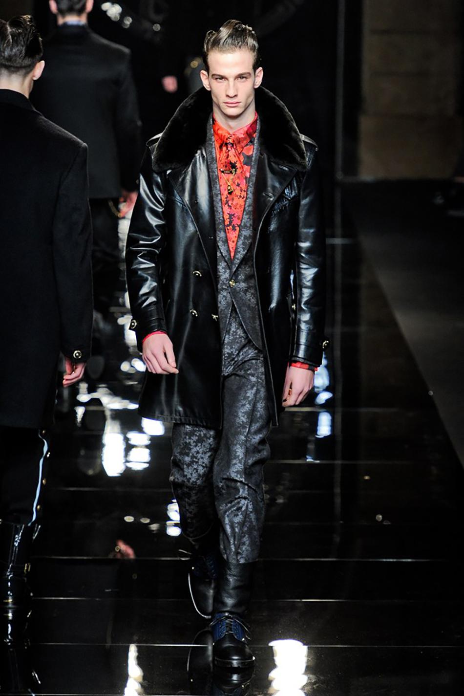 FALL/WINTER 2012 look # 16, 22 BRAND NEW VERSACE GRAY SUIT 48 - 38 (M) 8