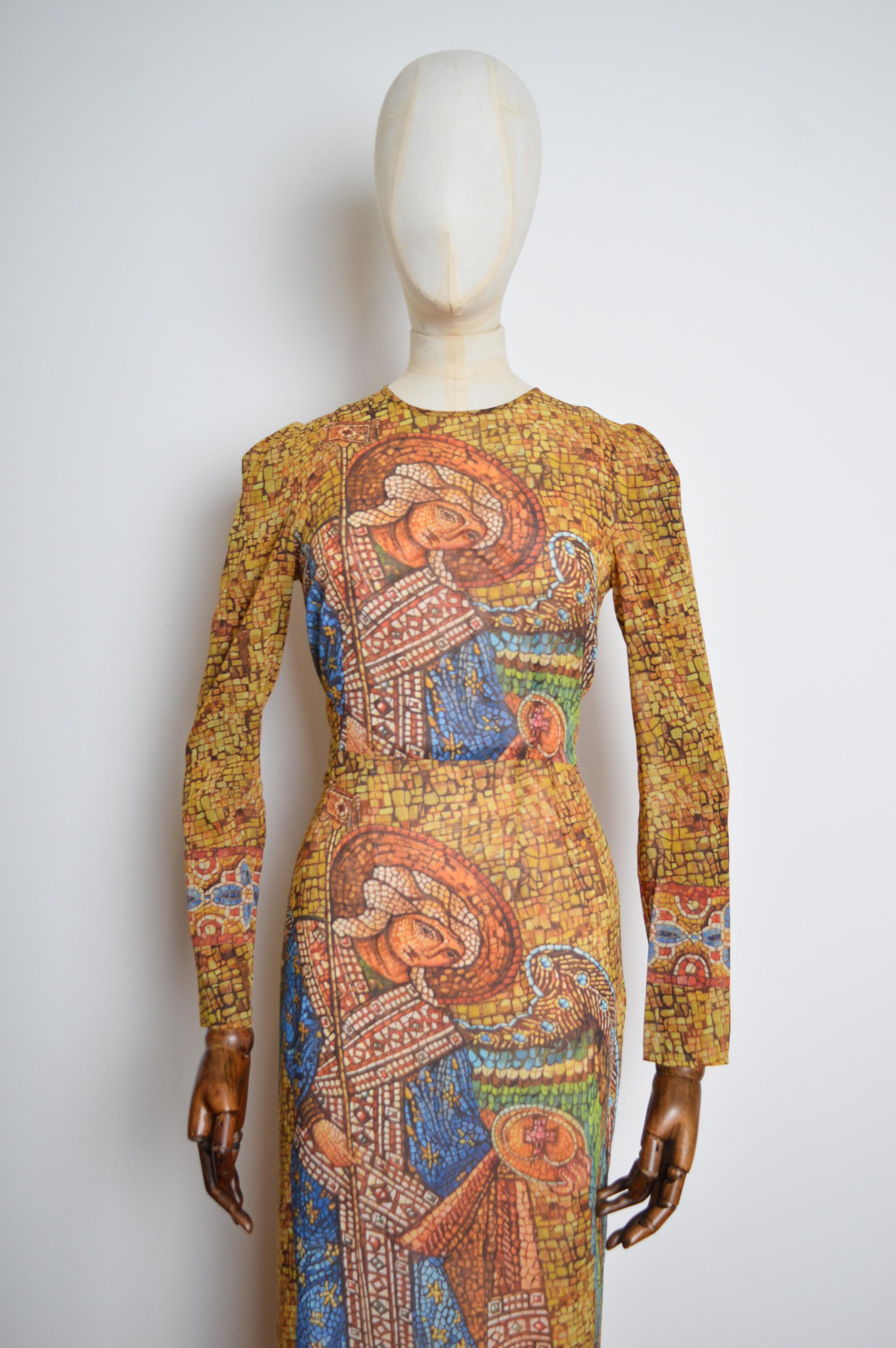 Fall / Winter 2013 DOLCE & GABBANA Runway Mosaic Stain Glass Antique Print Dress For Sale 6