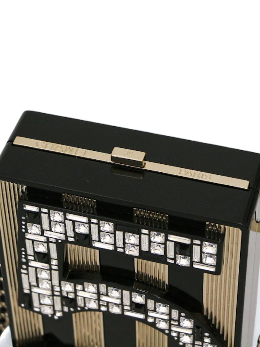 Fall-Winter 2015/2016 Chanel N5 Minaudière For Sale 8