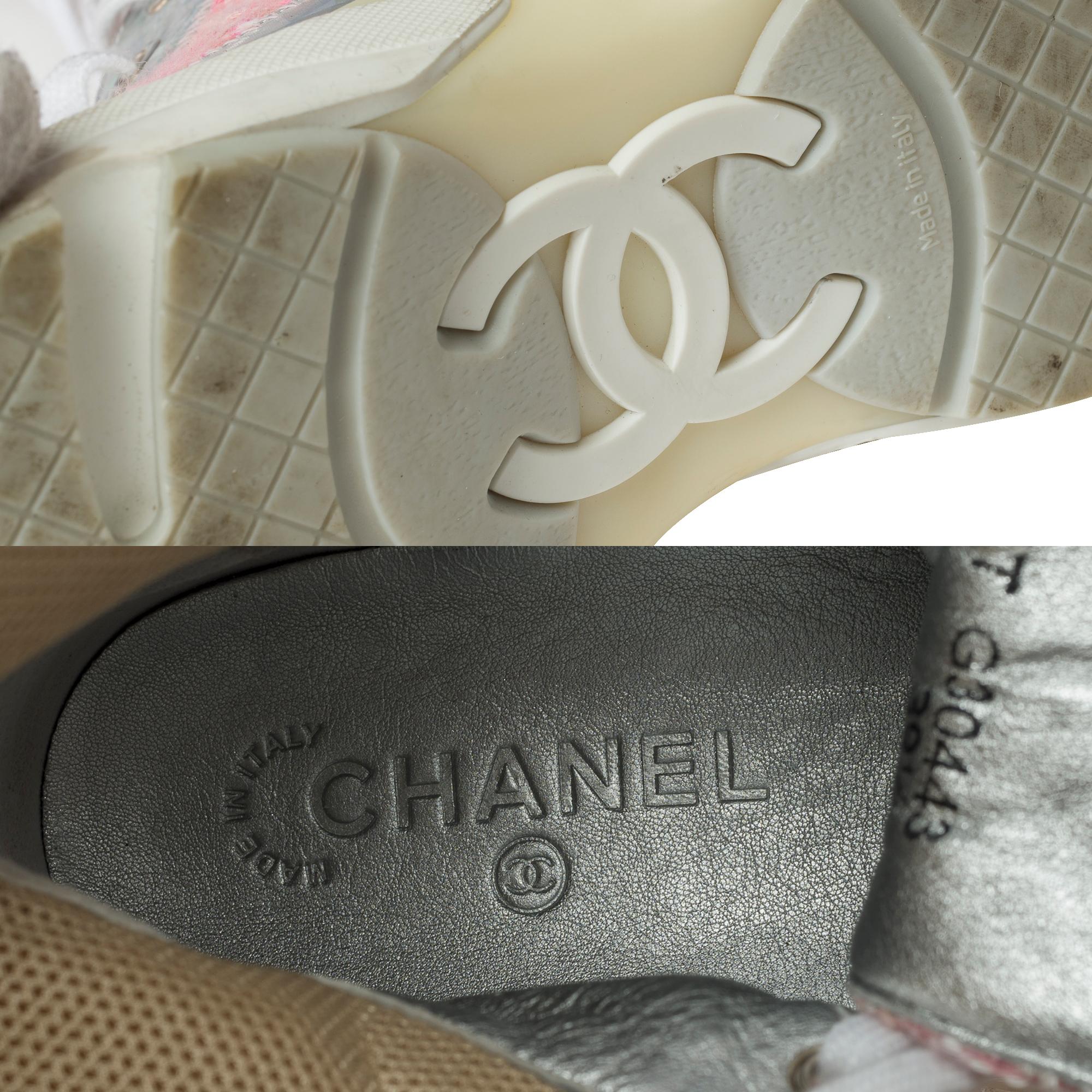 Chanel Bottes hautes à lacets en tweed rose, défilé automne/hiver 2014 1