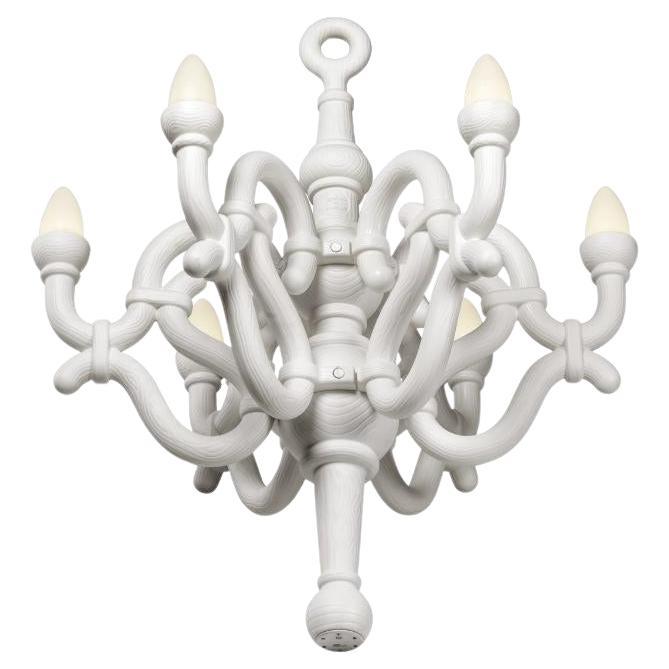 Lampe M en polyéthylène recyclé blanc Fallen de Studio Job
