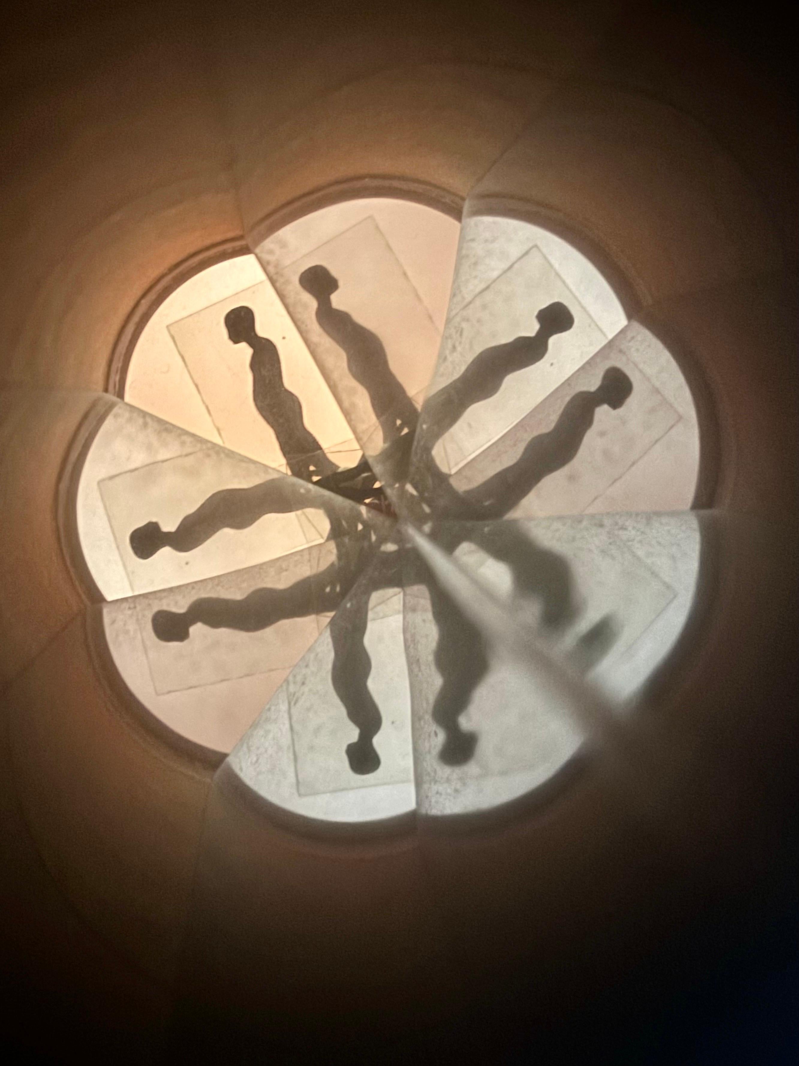 20ième siècle Falling Man Trovascope Kaléidoscope, Musée d'art moderne en vente
