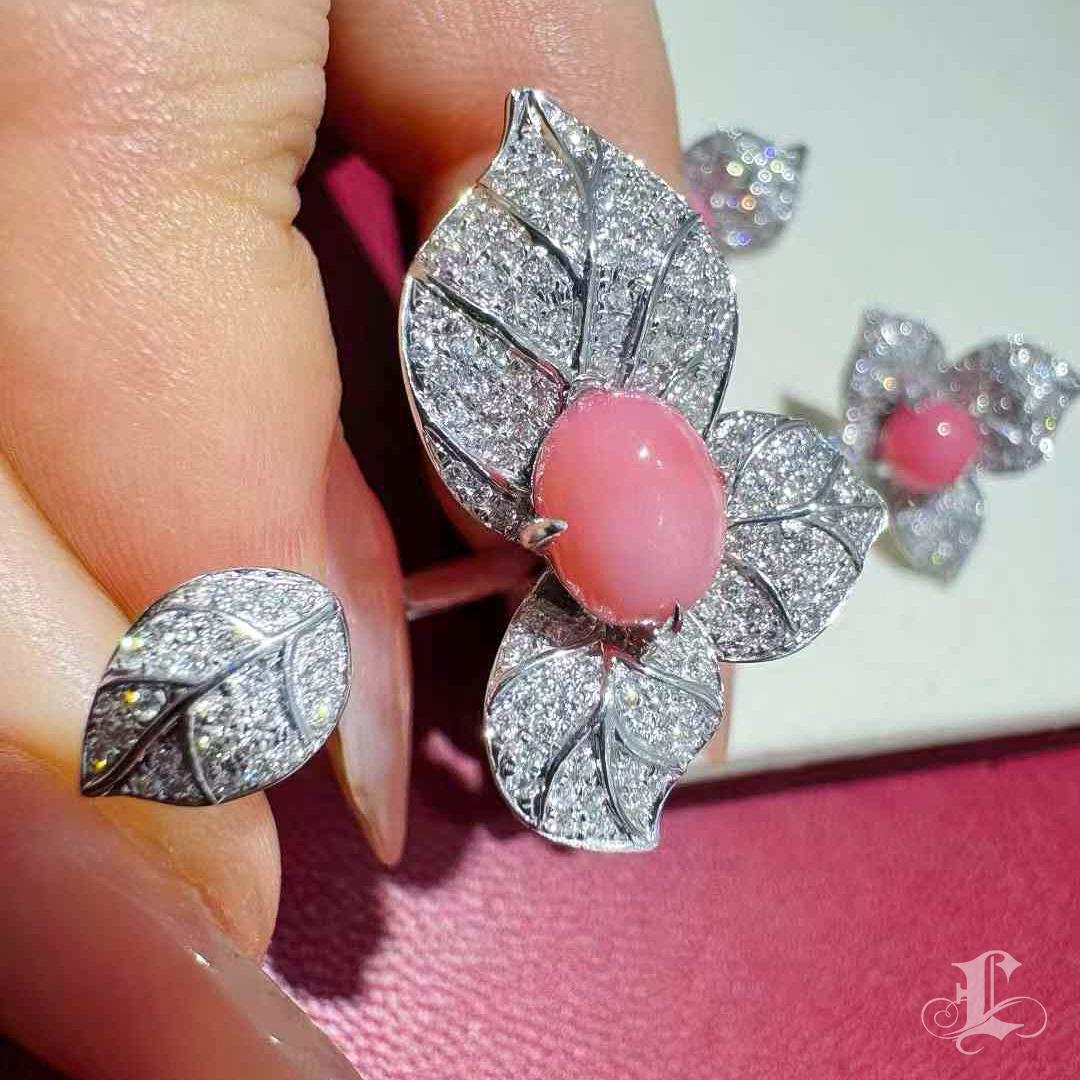 Grezzo Anello aperto con perla Conchiglia a foglia cadente - 1,58ct in vendita