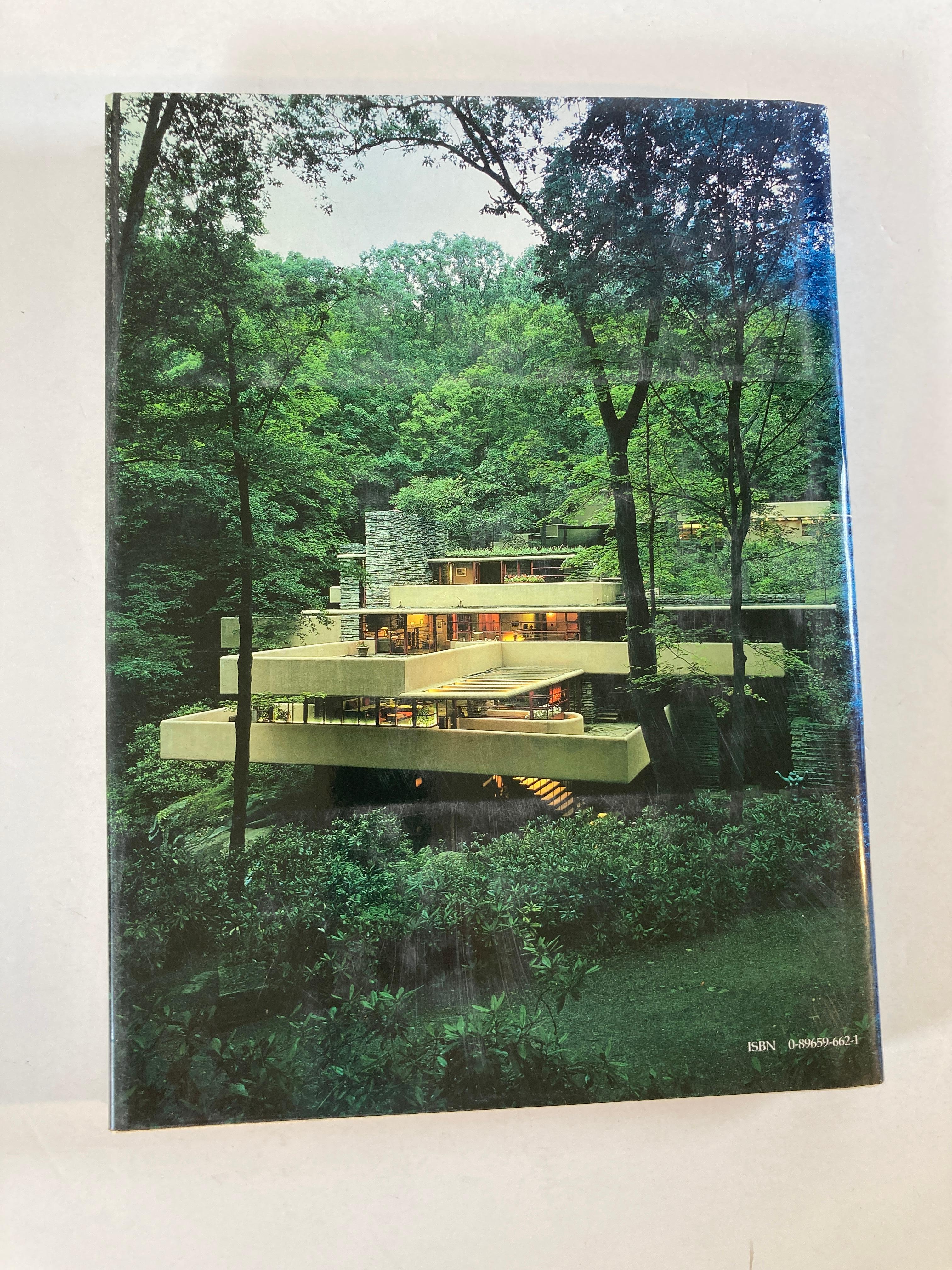 Livre Fallingwater A Frank Lloyd Wright Country House d'Edgar Kaufmann, 1986 Bon état - En vente à North Hollywood, CA