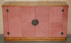 FALMED WALNUT HiDDEN FLAT SCREEN TV SIDEBOARD MISSING REMOTE CONTROL