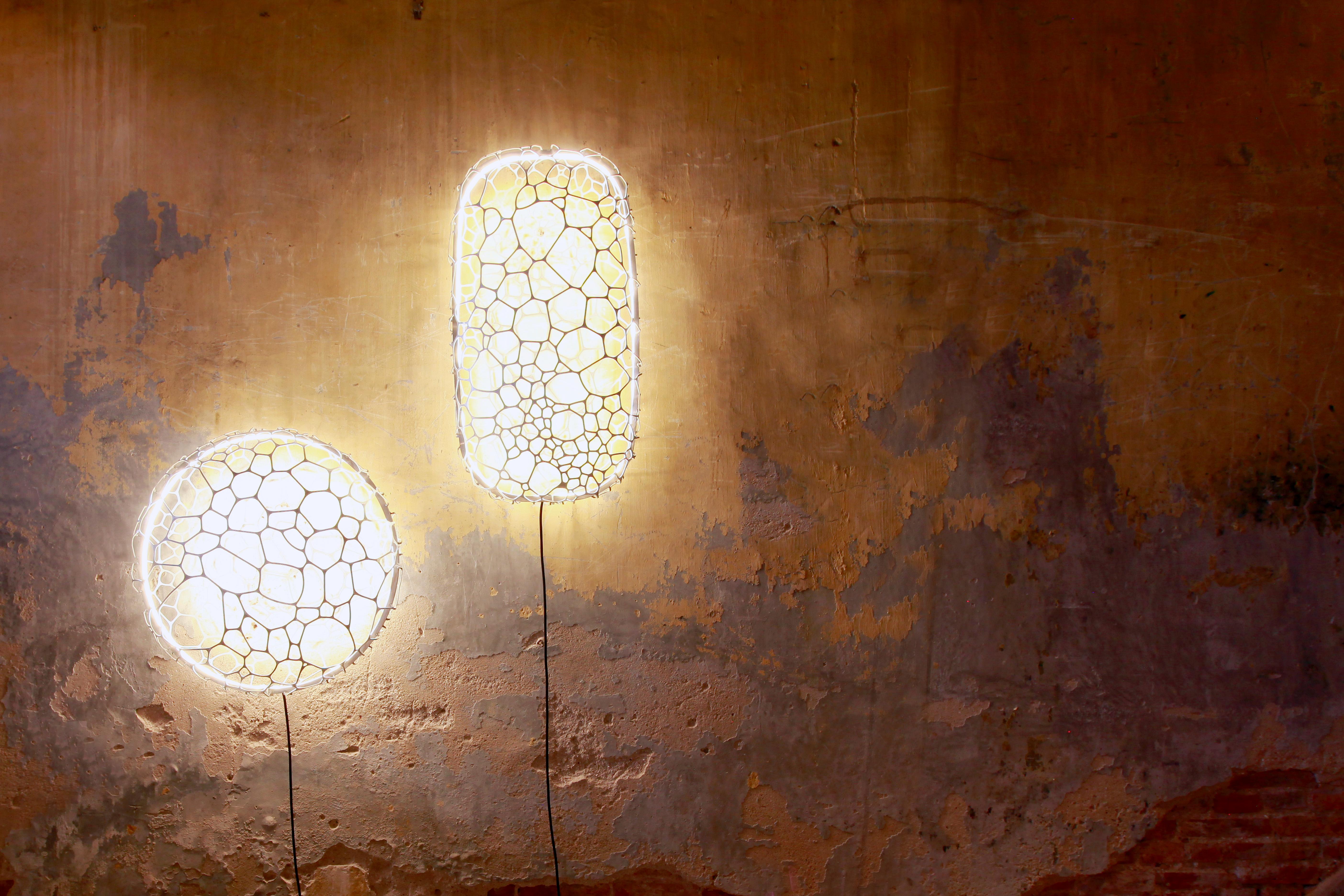 Falong (Kreis) Außenwandleuchte von Ango in Collaboration mit x Dots Design (Sonstiges) im Angebot
