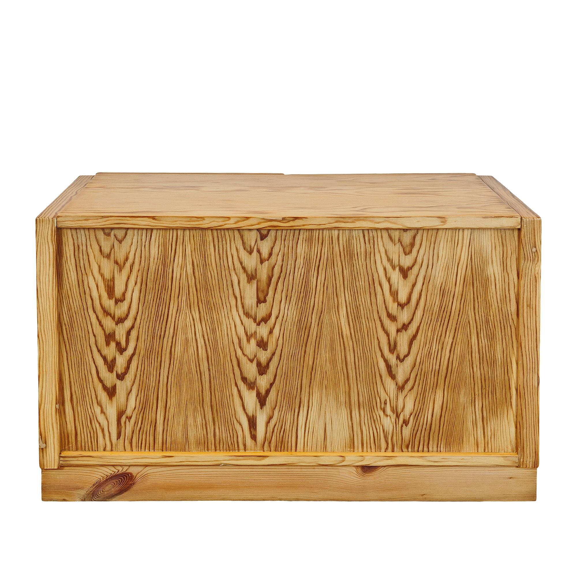 Leather False pair of large bedside tables by Jordi Vilanova – 1970 For Sale