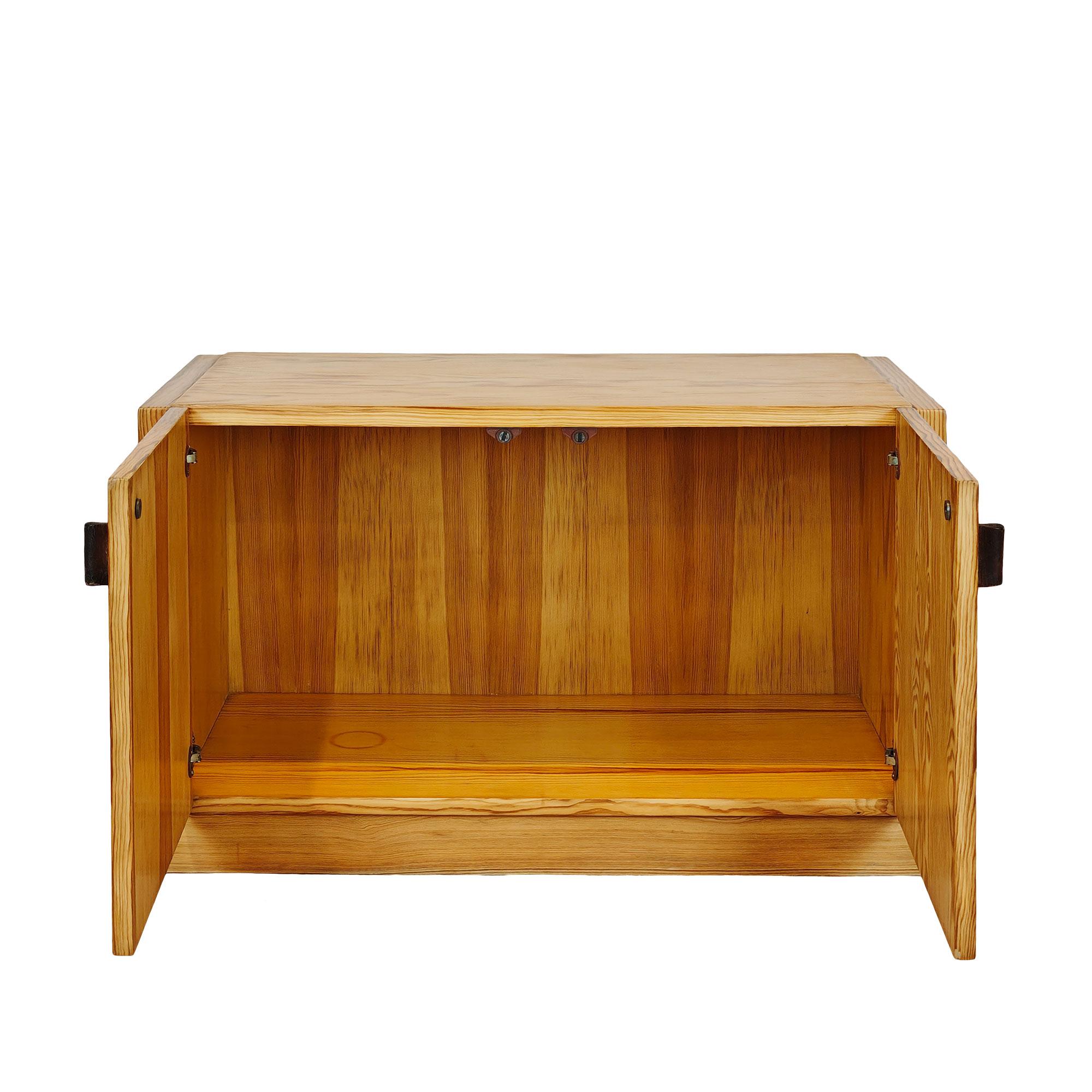 False pair of large bedside tables by Jordi Vilanova – 1970 For Sale 2