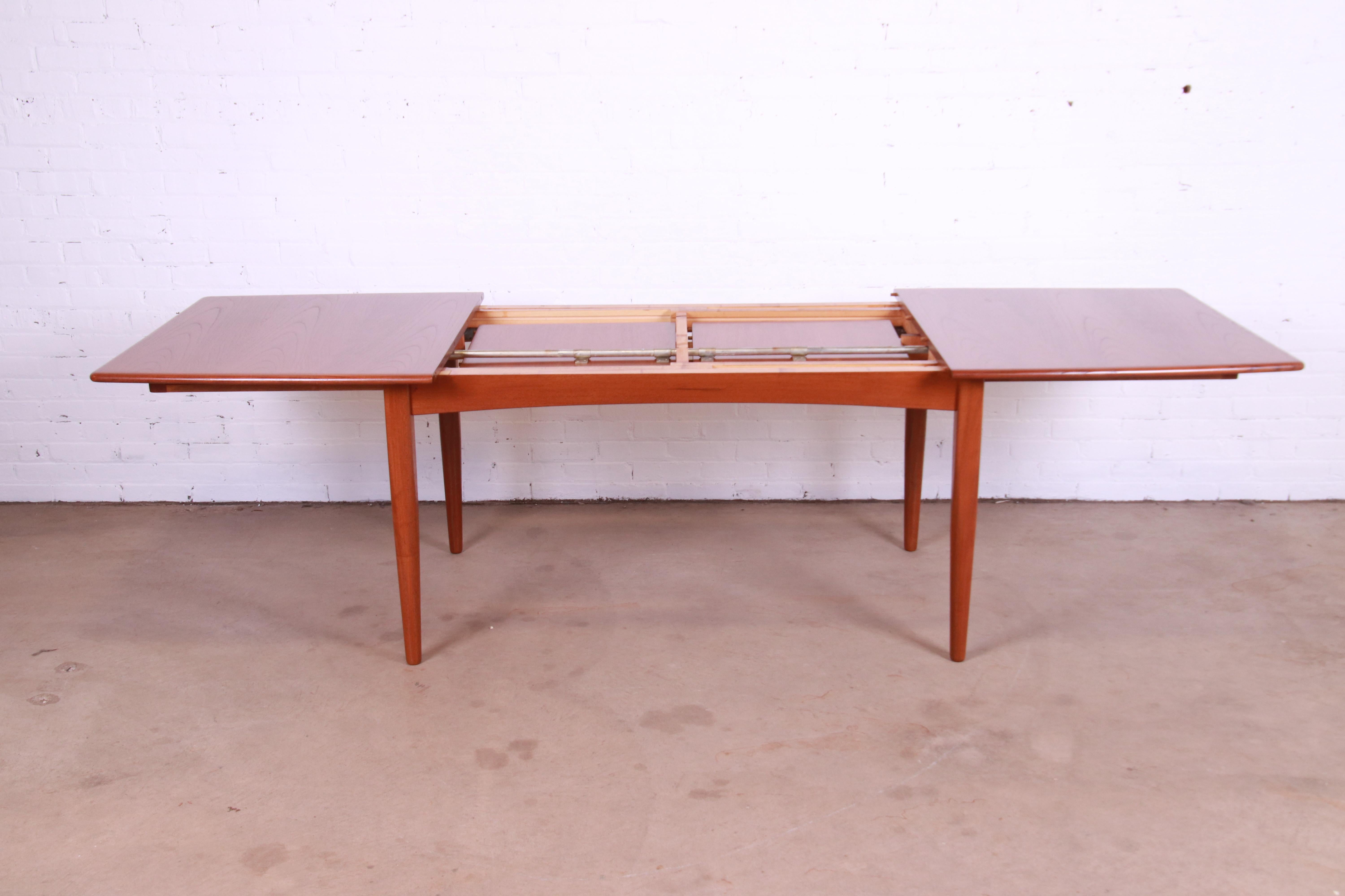 Falster Danish Modern Teak Boat-Shaped Extension Dining Table, Newly Refinished 2