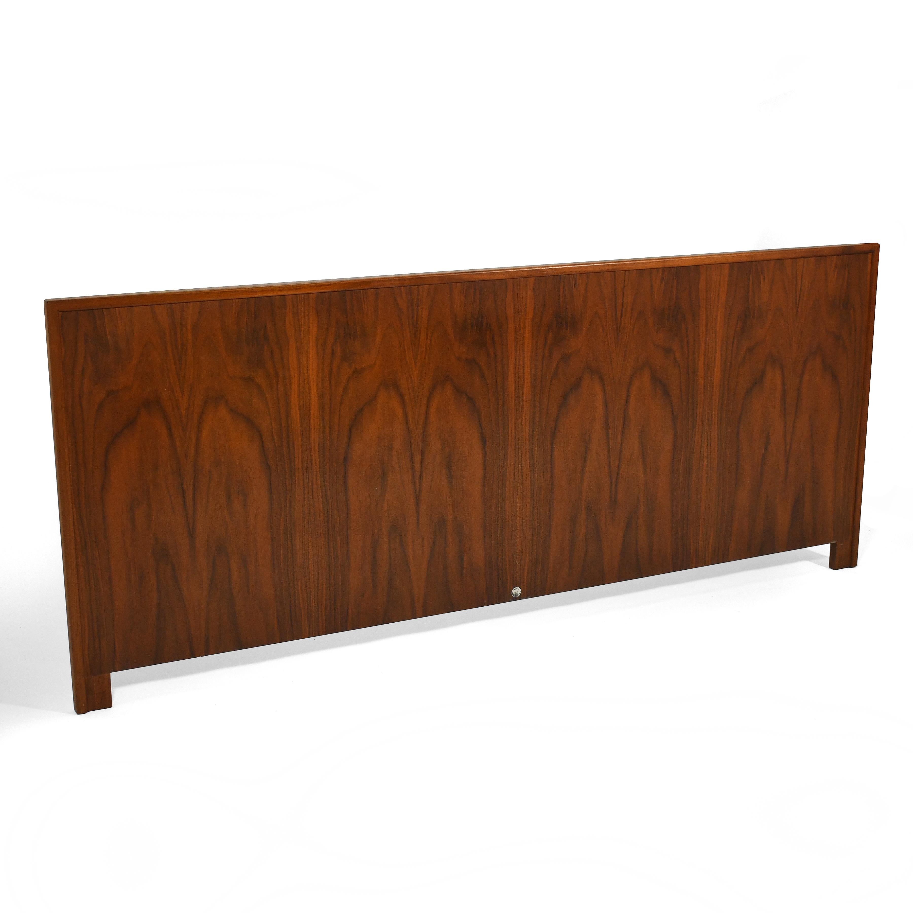 This big king-size Danish modern headboard by Falster Møbelfabrik combines subtle design, excellent craftsmanship, and beautifully figured wood.

Measures: 34