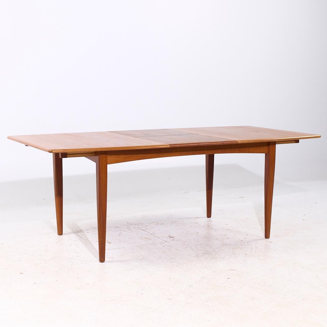 Falster Møbelfabrik MCM Table de salle à manger à rallonges avec 2 rallonges en vente 4