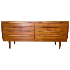 Falster Møbelfabrik-Style Danish Eight-Drawer Long Teak Dresser, 1960s