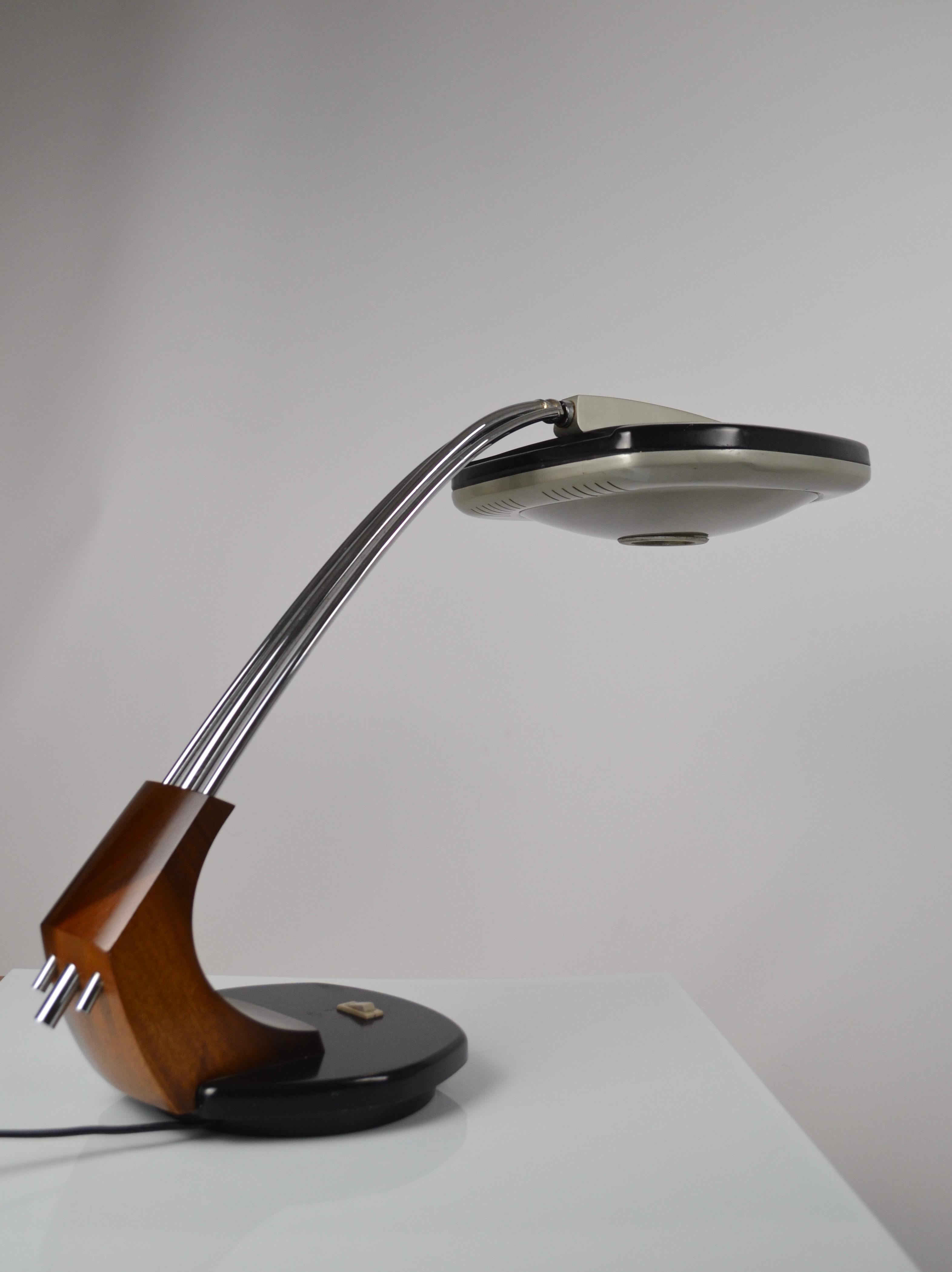 Lampe de bureau iconique conçue par Luis Pérez de la/One pour Fase, rare modèle 
