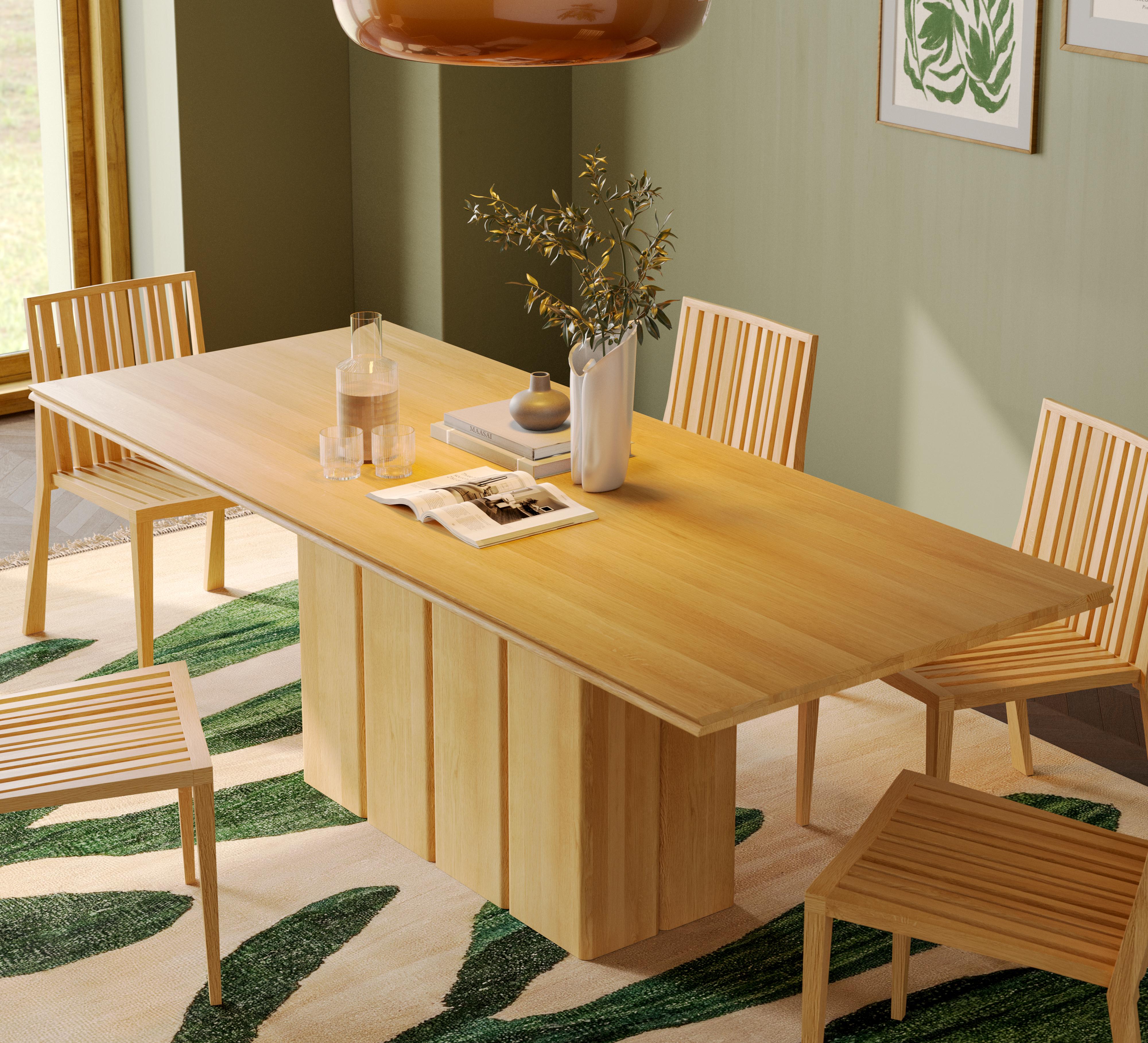Huilé Fam Solid Wood Oak Rectangular 6 Person Dining Table with Blue Edge (Table à manger rectangulaire pour 6 personnes en bois massif avec bord bleu) en vente