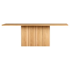 Fam Solid Wood Oak Rectangular 6 Person Dining Table with Blue Edge (Table à manger rectangulaire pour 6 personnes en bois massif avec bord bleu)