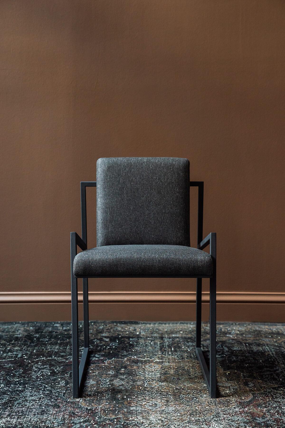 Famosa Silla de Metal Negra Metalistería