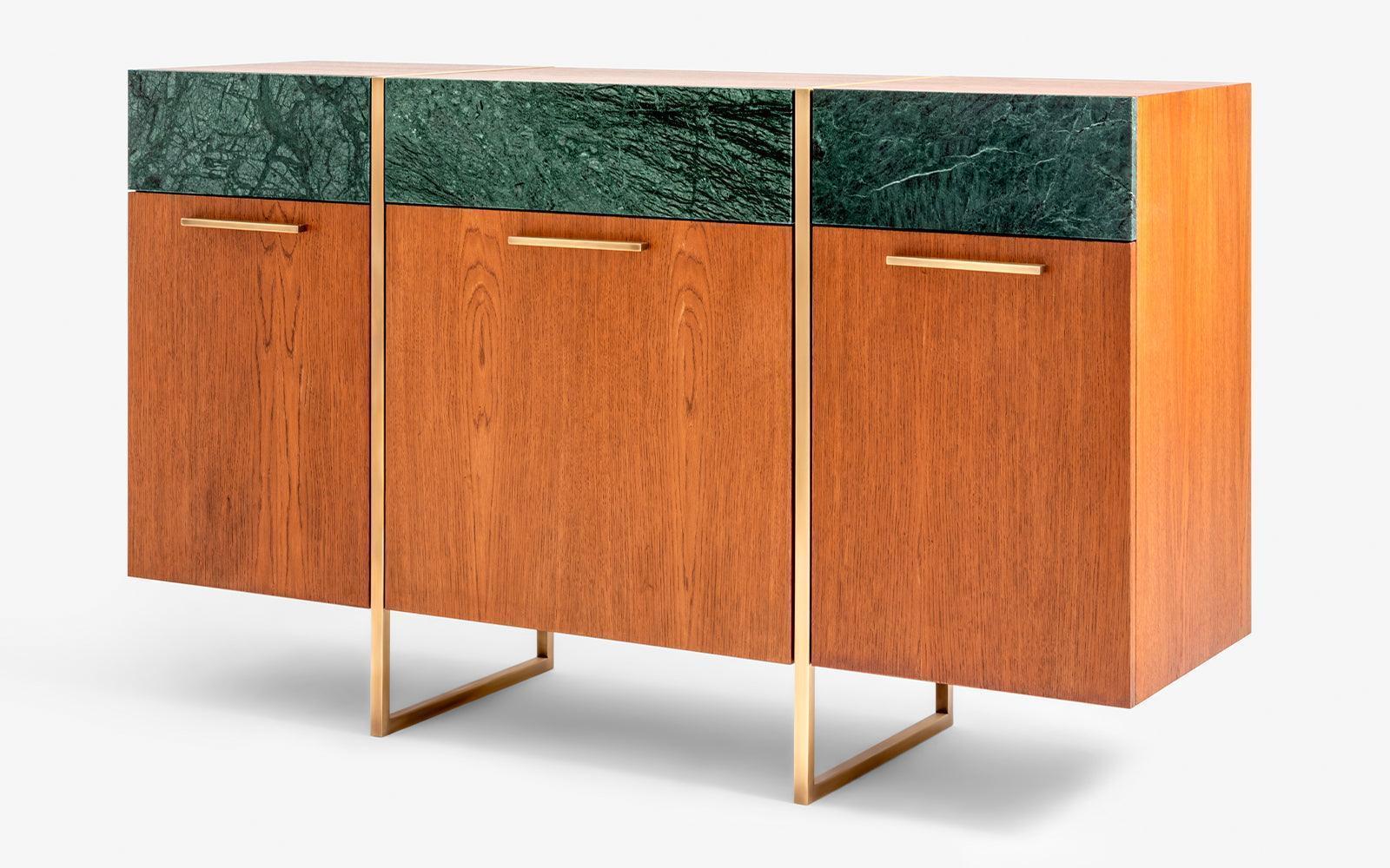 With the renowned FAMED modular consoles, you can live the heavyweight style of aging brass and black wood in your dining areas and halls. The No:1, No:2, and No:3 named consoles draw attention to their modern design and geometric form, and are