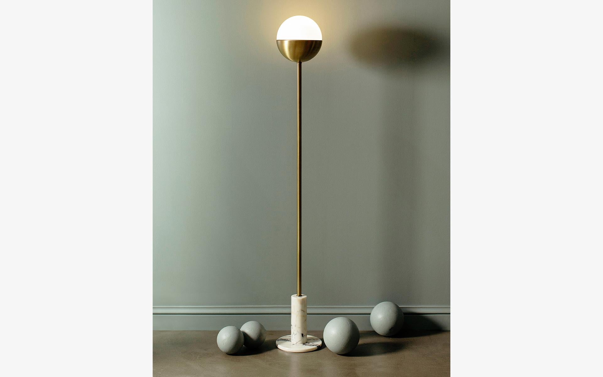 Famed Floor Lamp by Lagu For Sale 5