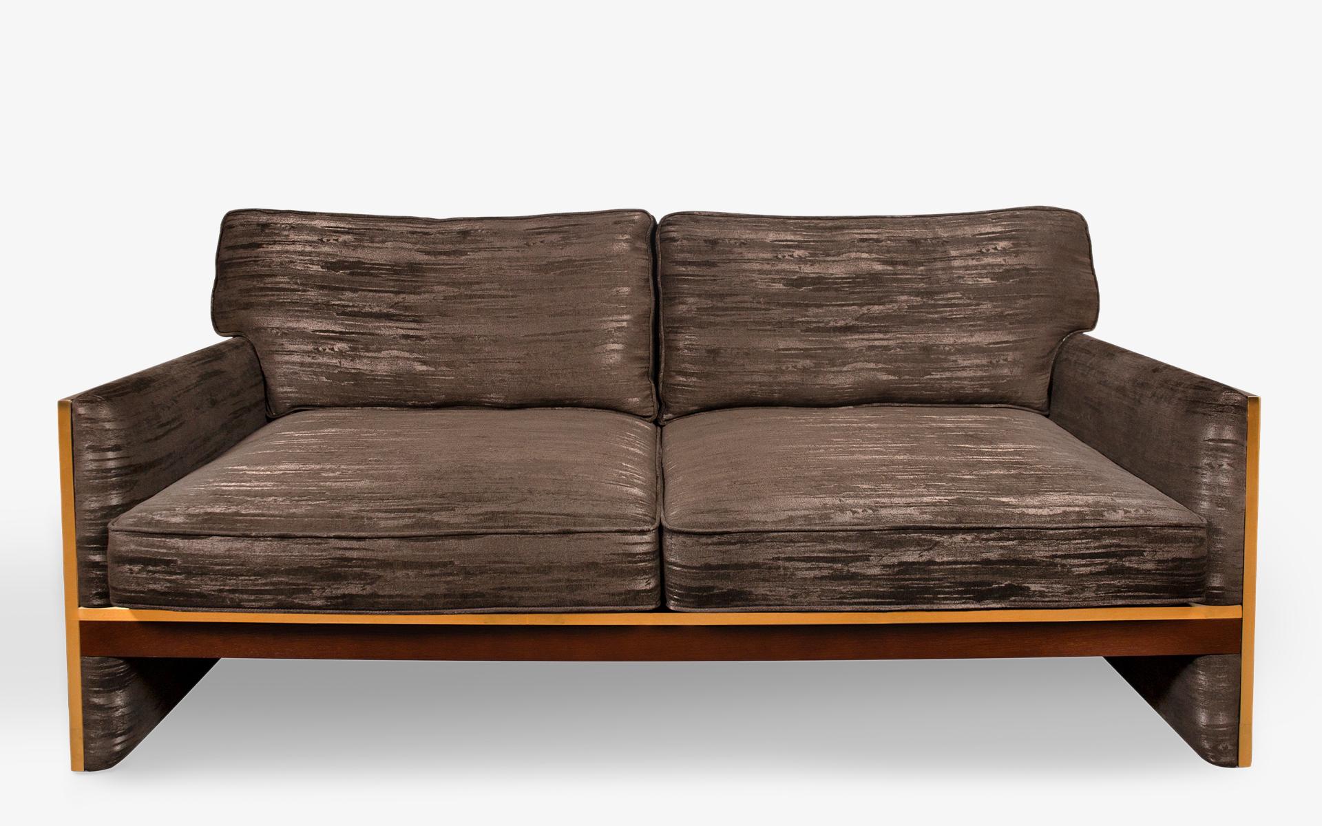 Famed Zweisitzer-Sofa aus Messing (Türkisch) im Angebot