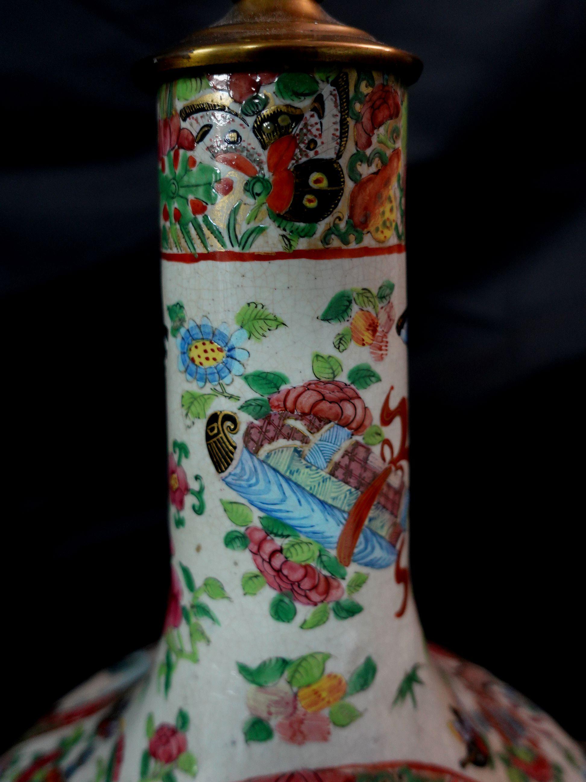 Famille Rose Export Porcelain Water Bottle Lamp Early 19th Century For Sale 5