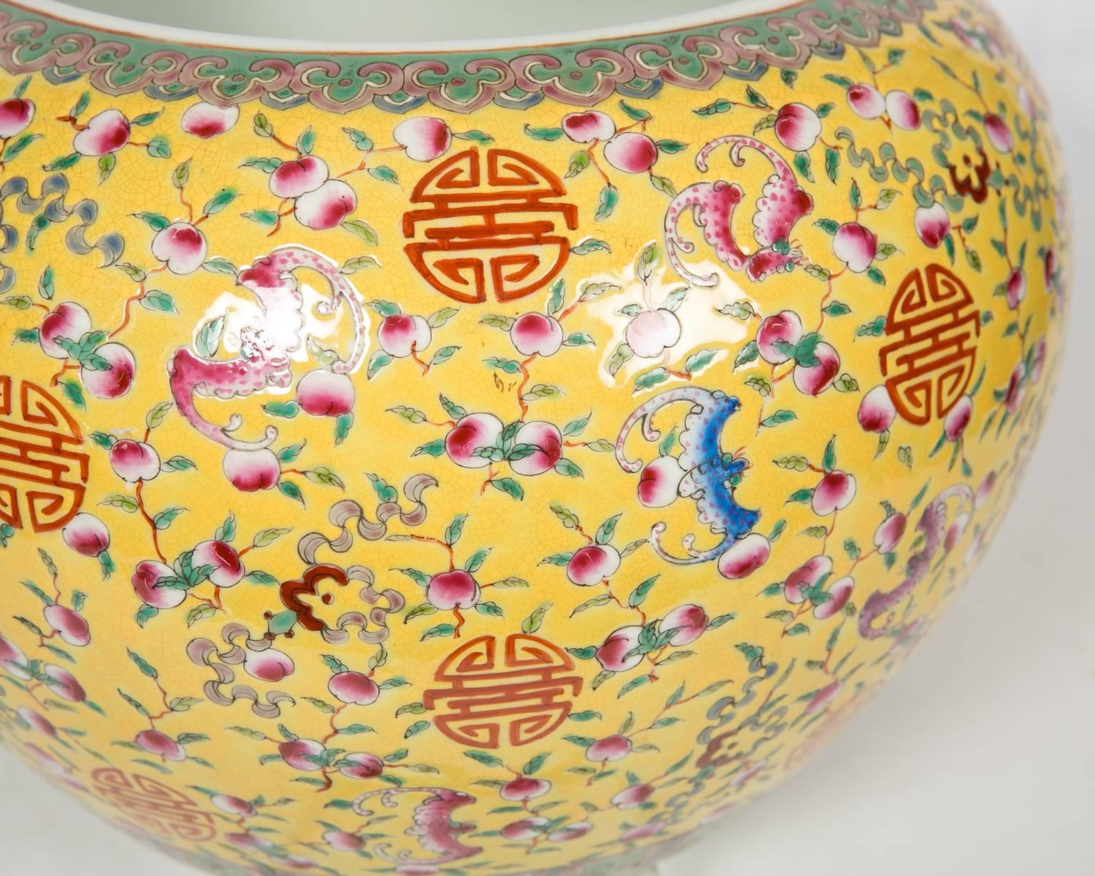 Famille Rose Fish Bowl with Longevity Symbols In Excellent Condition In Katonah, NY
