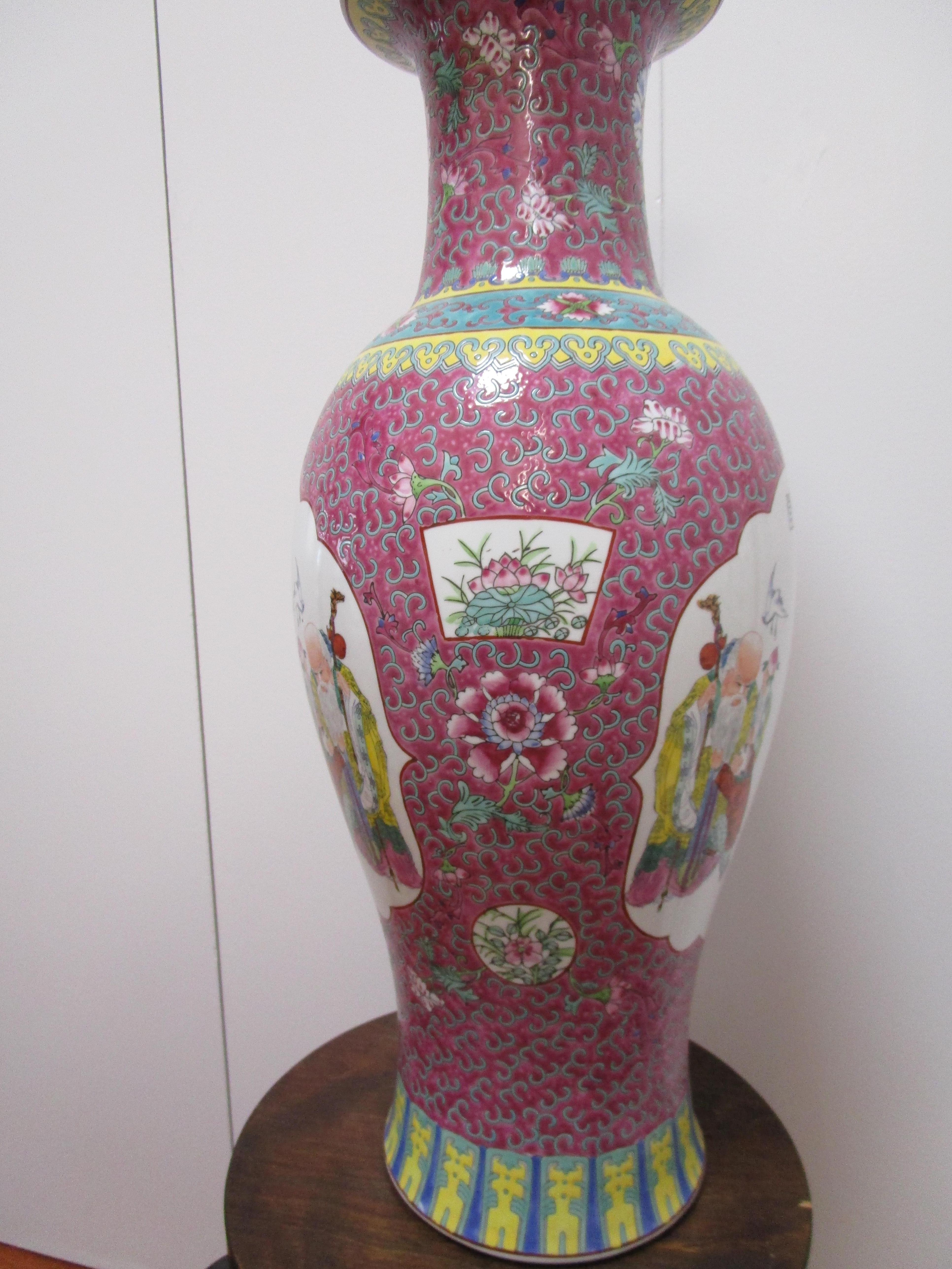 Chinese Gold and Jade Famille Rose Vase Pink Jingdezhen with Calligraphy Qian Long Style For Sale