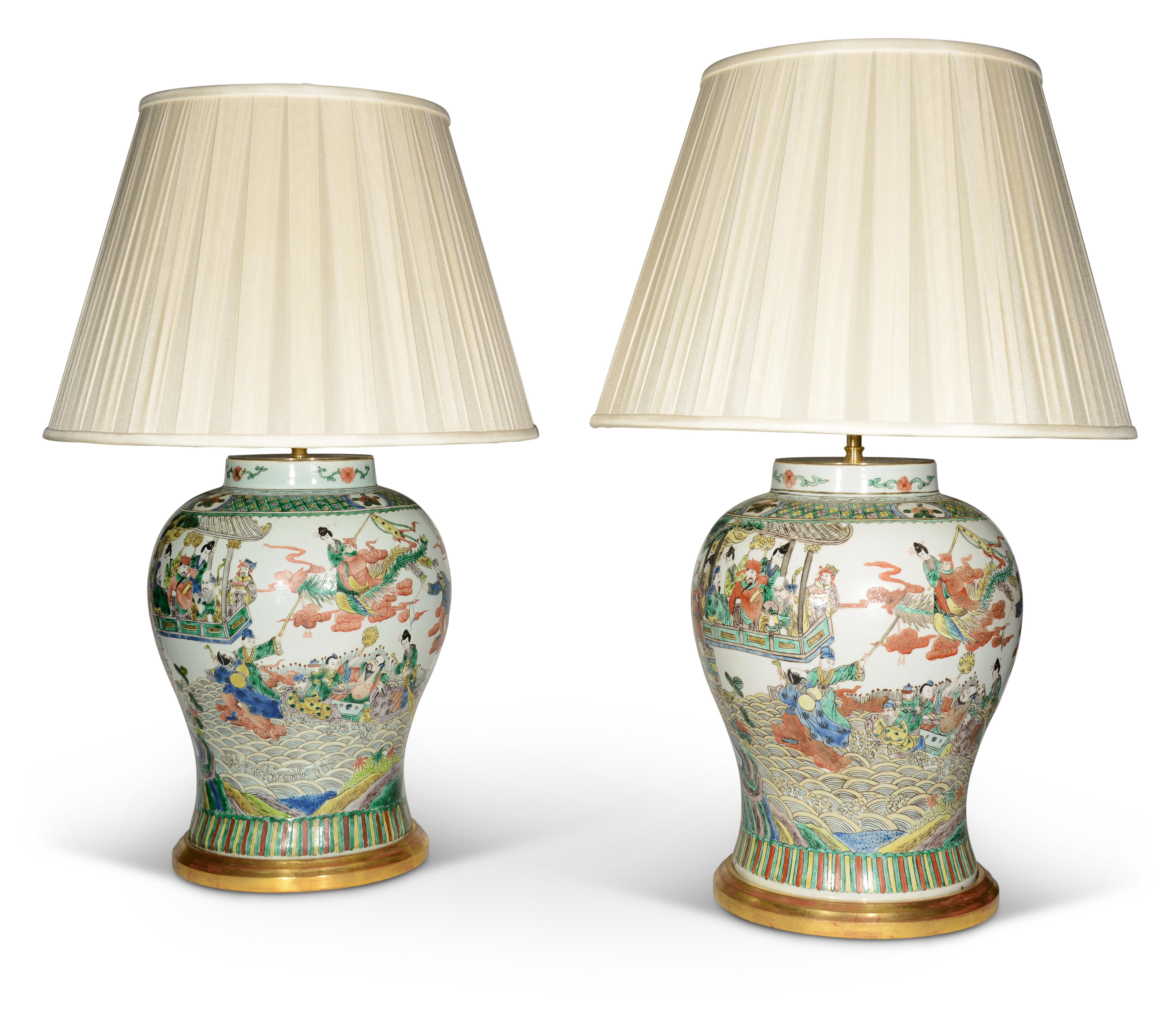 Famille Verte Chinese Pair of 20th Century Antique Table Lamps For Sale 2