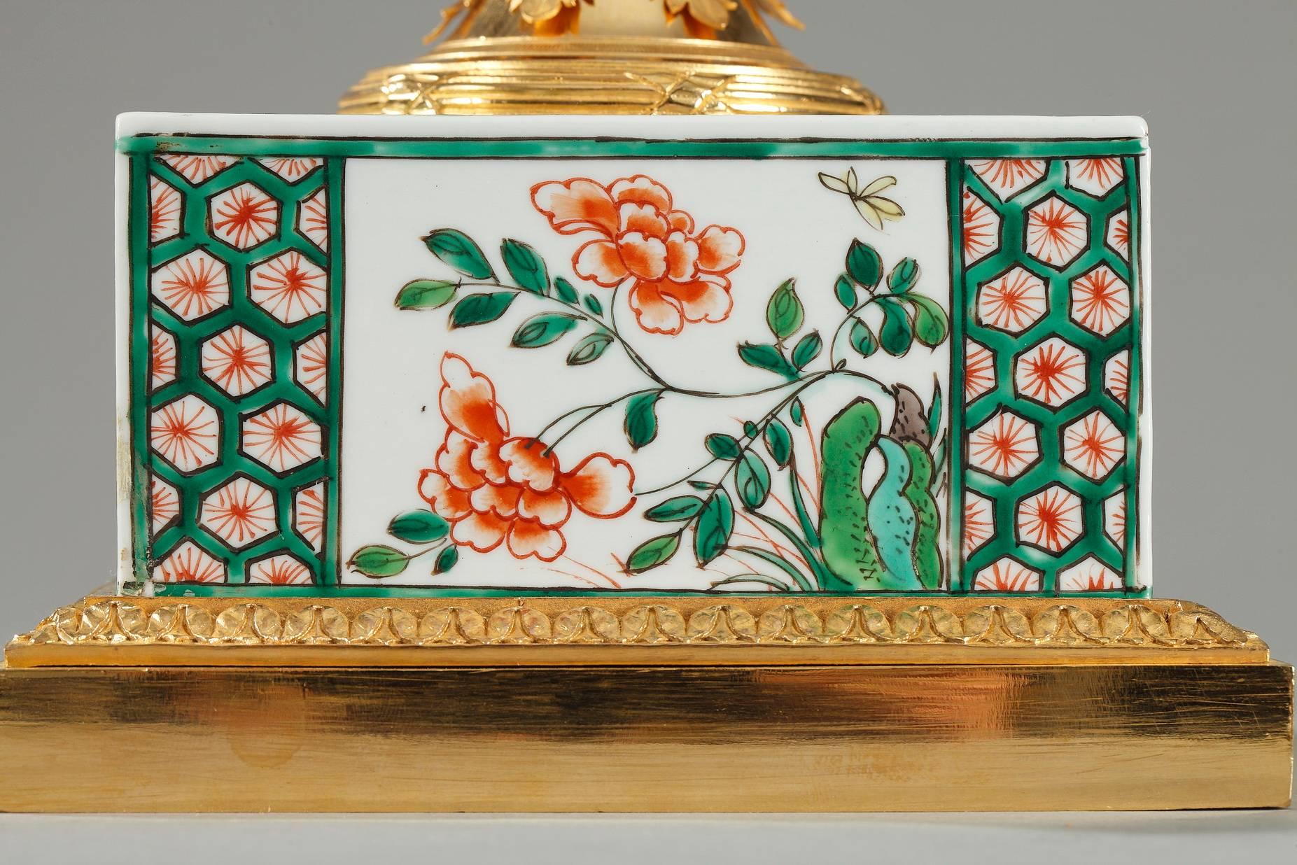 Famille Verte Porcelain Inkwell by Samson In Good Condition For Sale In Paris, FR