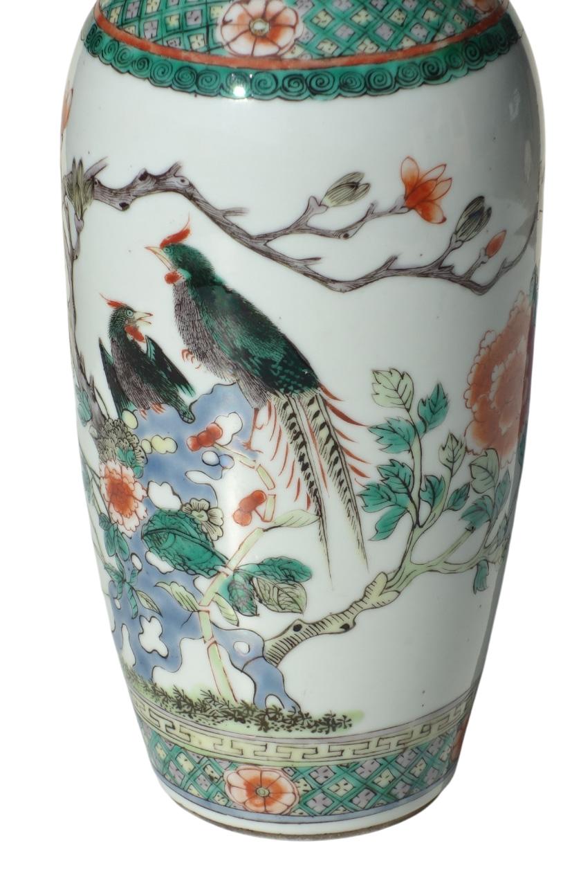 Famille Verte Dinastía Qing Arte chino Jarrón de porcelana antiguo Chino en venta