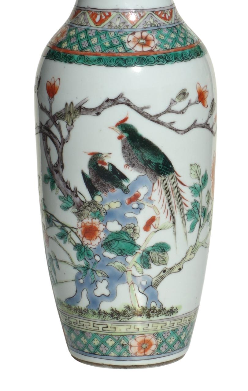 Famille Verte Dinastía Qing Arte chino Jarrón de porcelana antiguo en Excelente estado para la venta en Brescia, IT