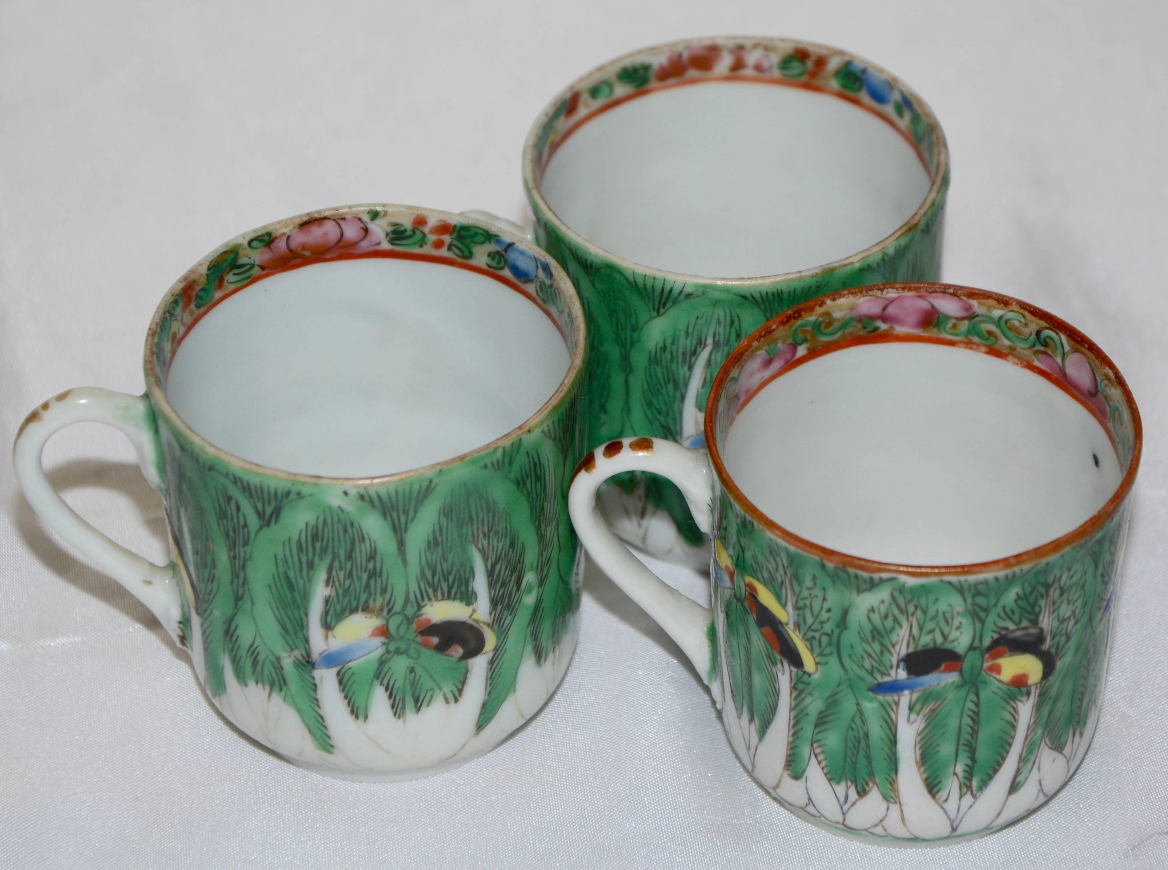 Glazed Famille Verte Set of Porcelain Cabbage and Butterfly Pattern For Sale