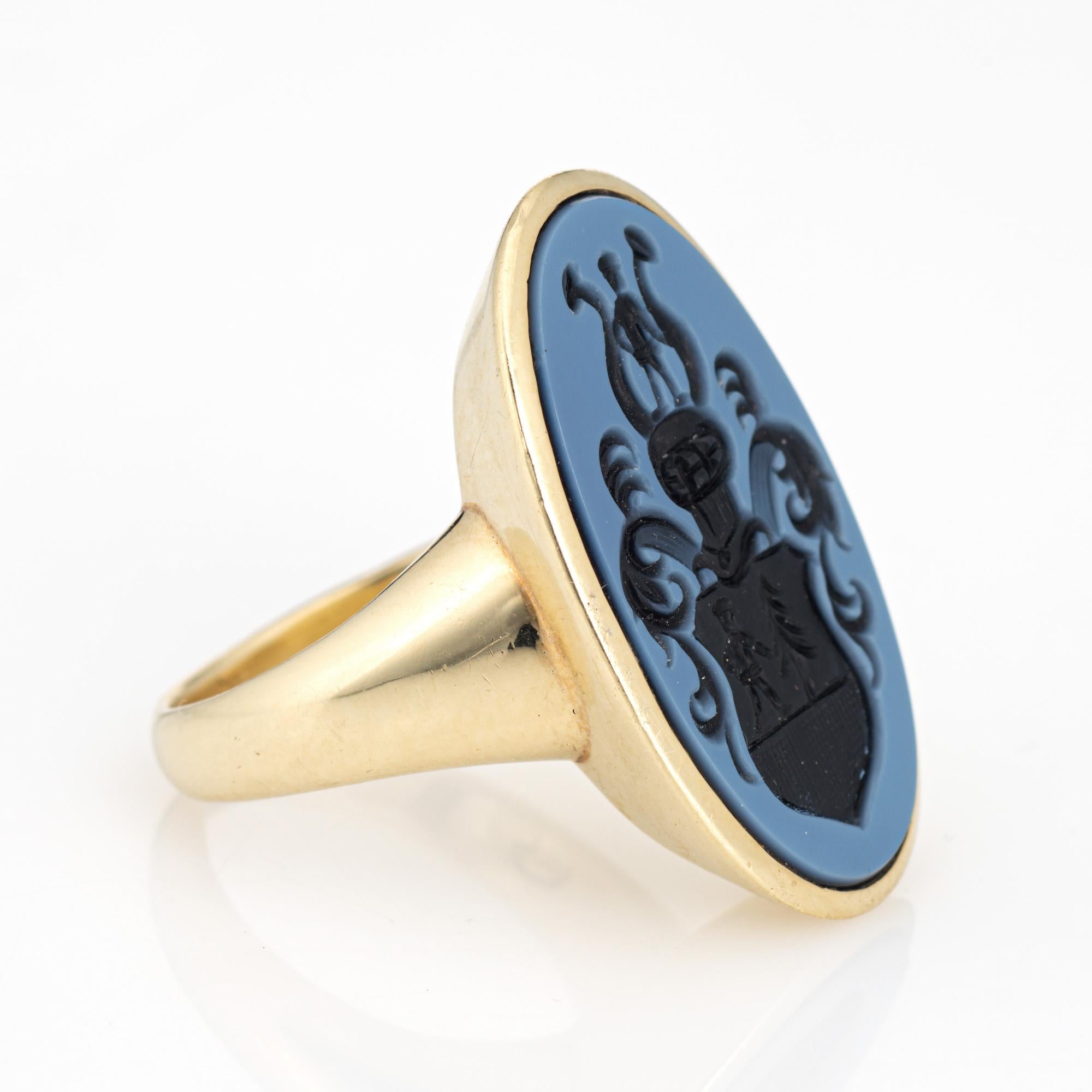 Modern Family Crest Signet Ring Vintage 14k Yellow Gold Blue Agate Large Oval Sz 6 For Sale