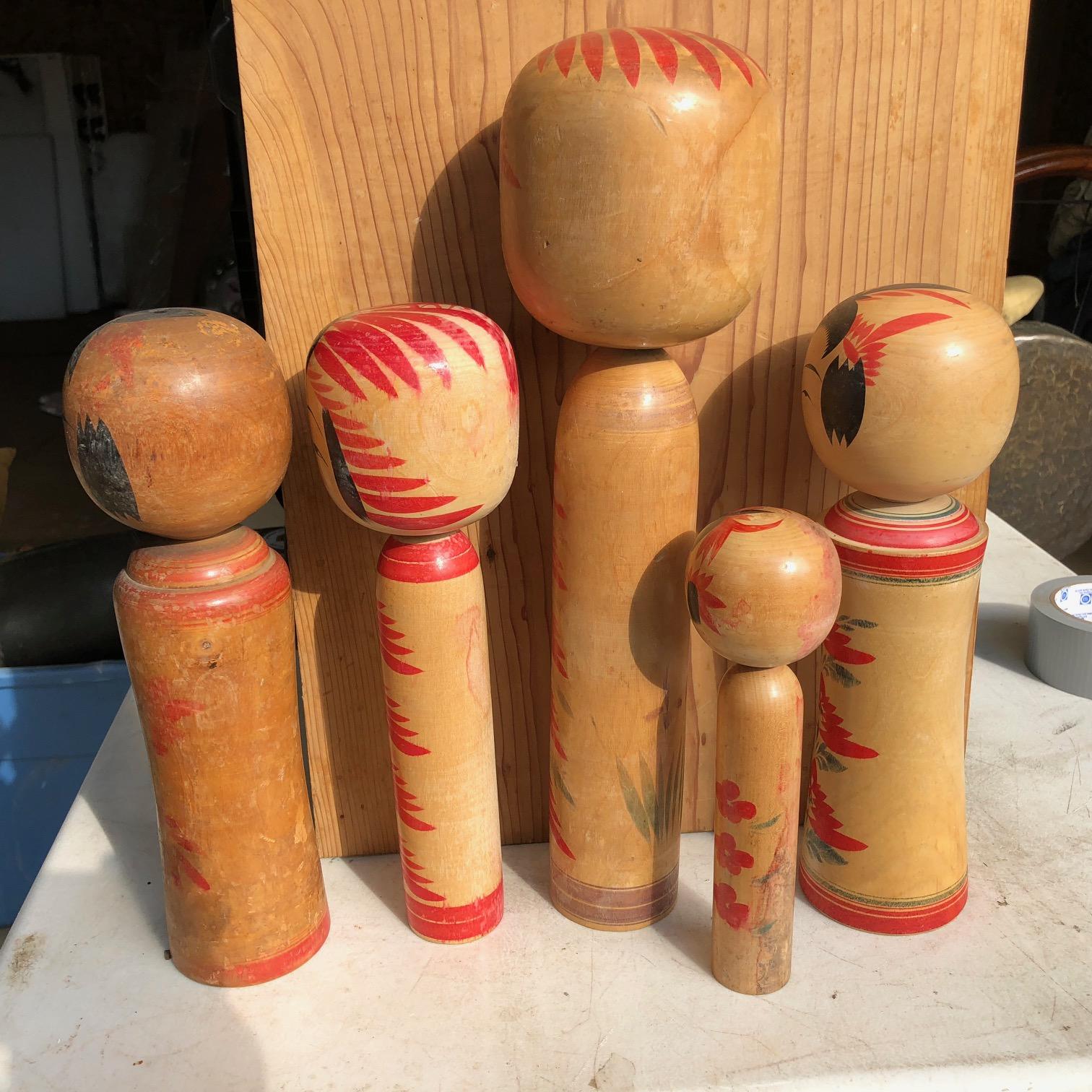 Family Five Old Japanese Famous Kokeshi Dolls, All Hand-Painted and Signed 1